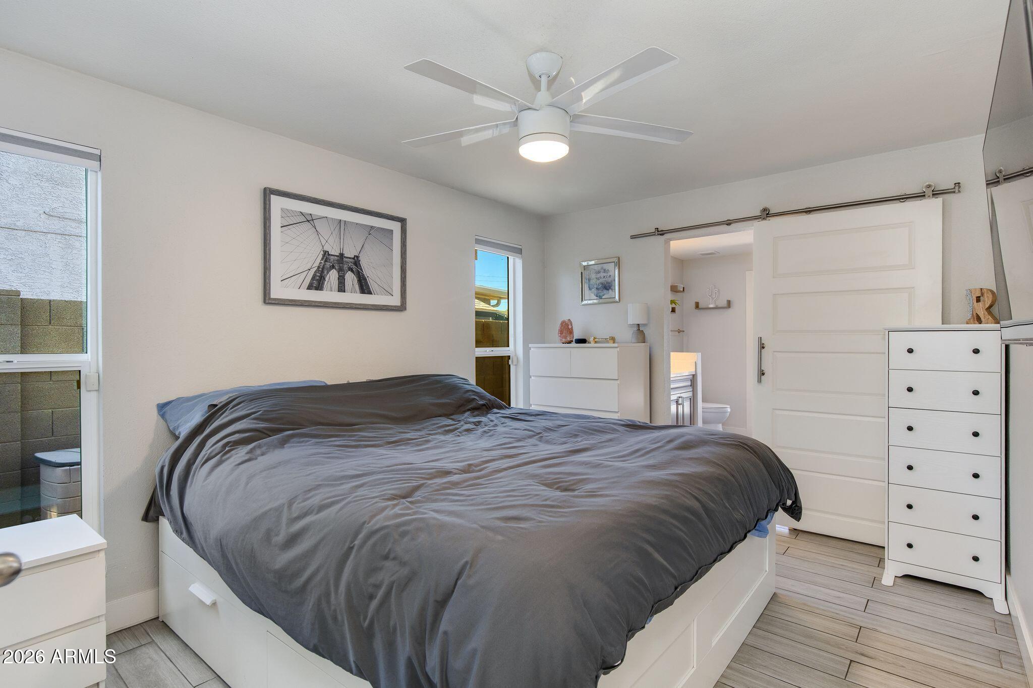 PARADISE VALLEY OASIS 11 - Residential
