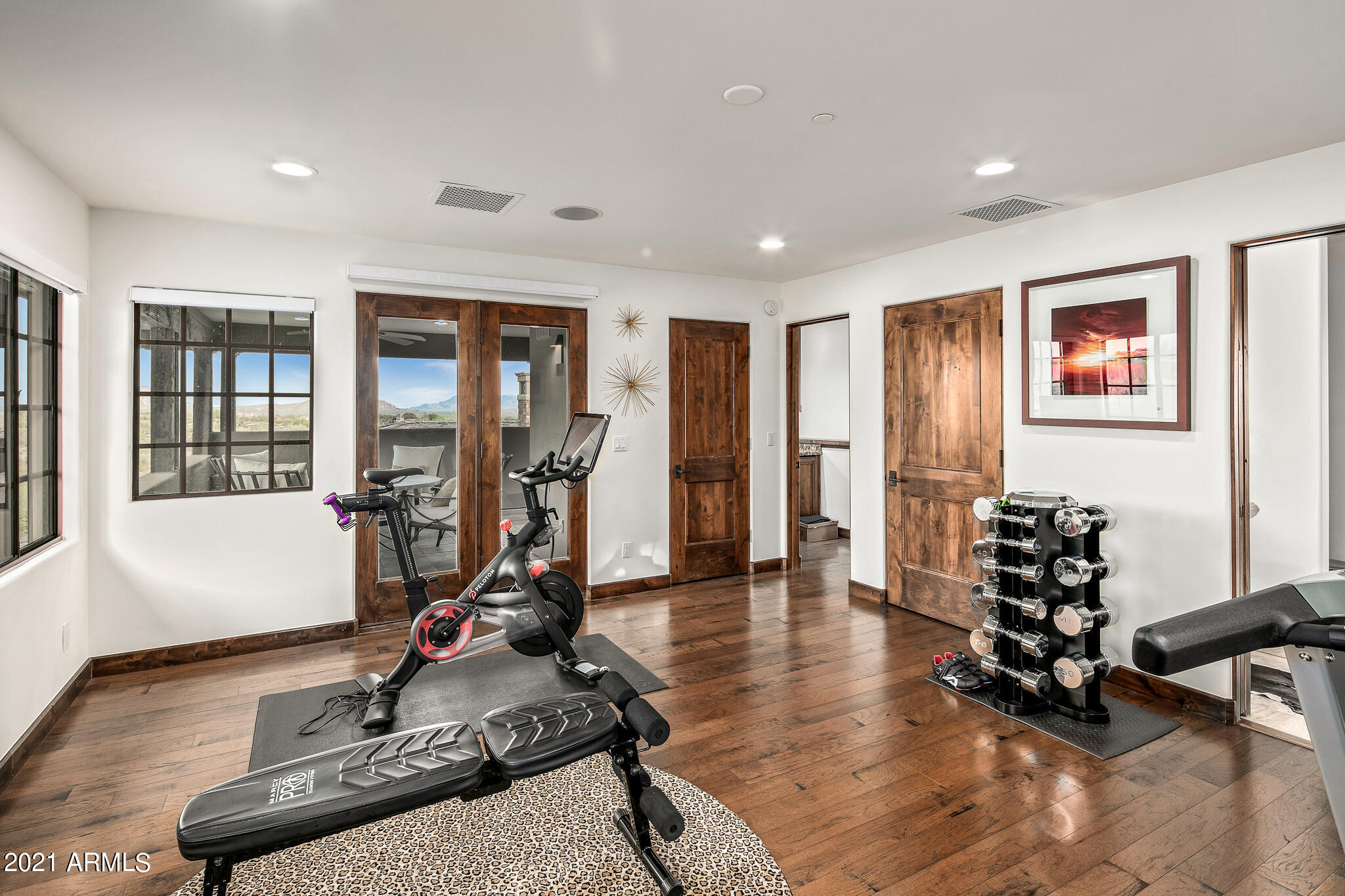 MIRABEL CLUB - Residential