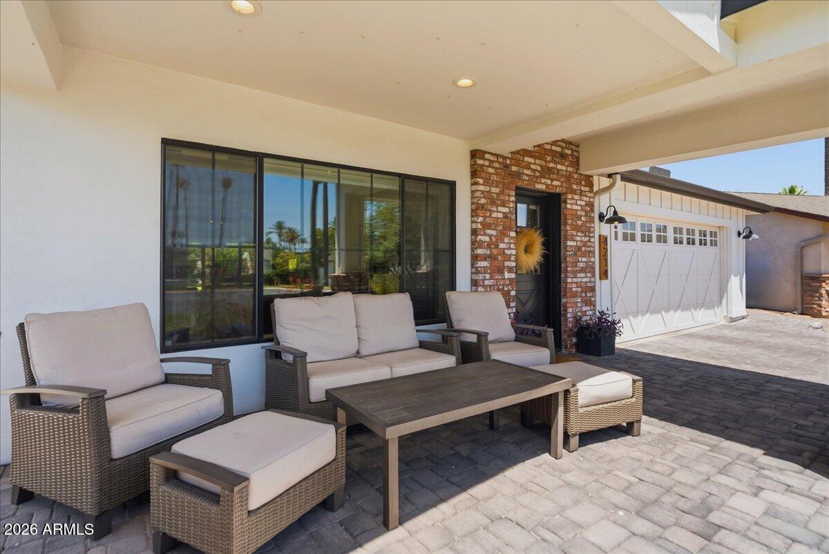 DATELAND LOTS 1-18 - Residential Lease