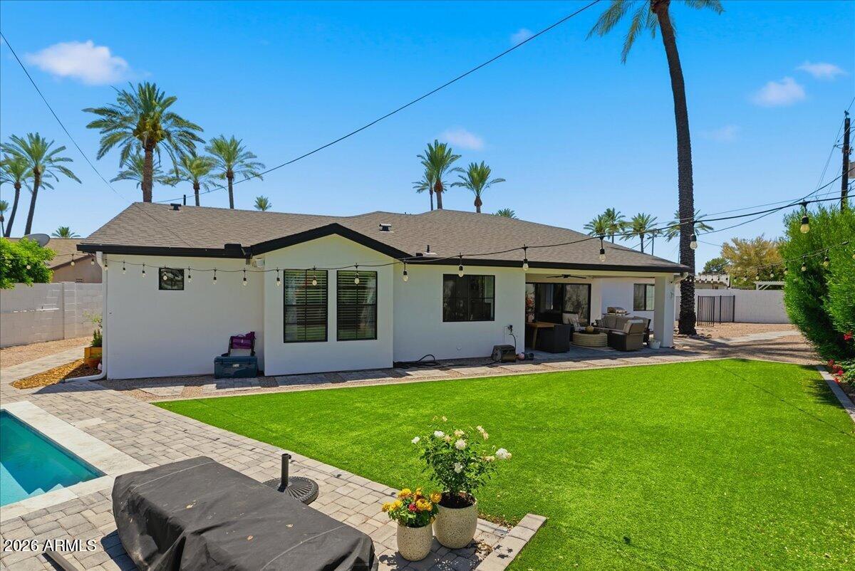 DATELAND LOTS 1-18 - Residential Lease