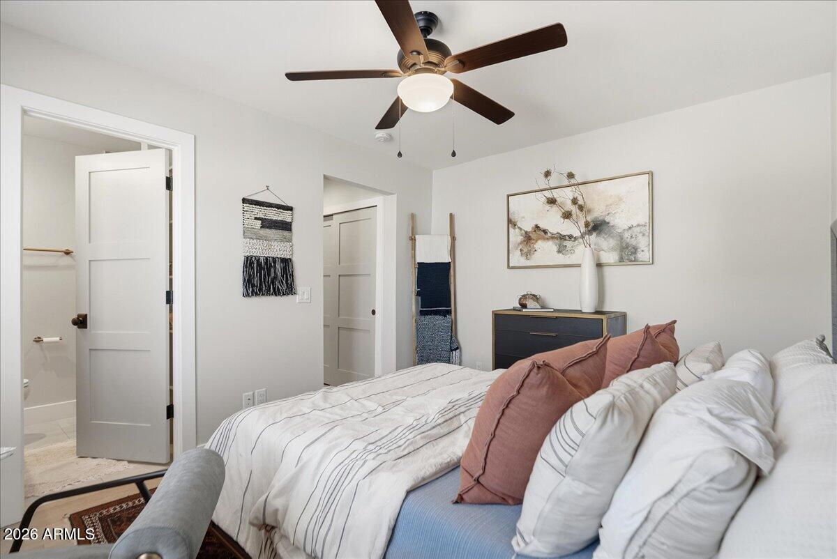 DATELAND LOTS 1-18 - Residential Lease