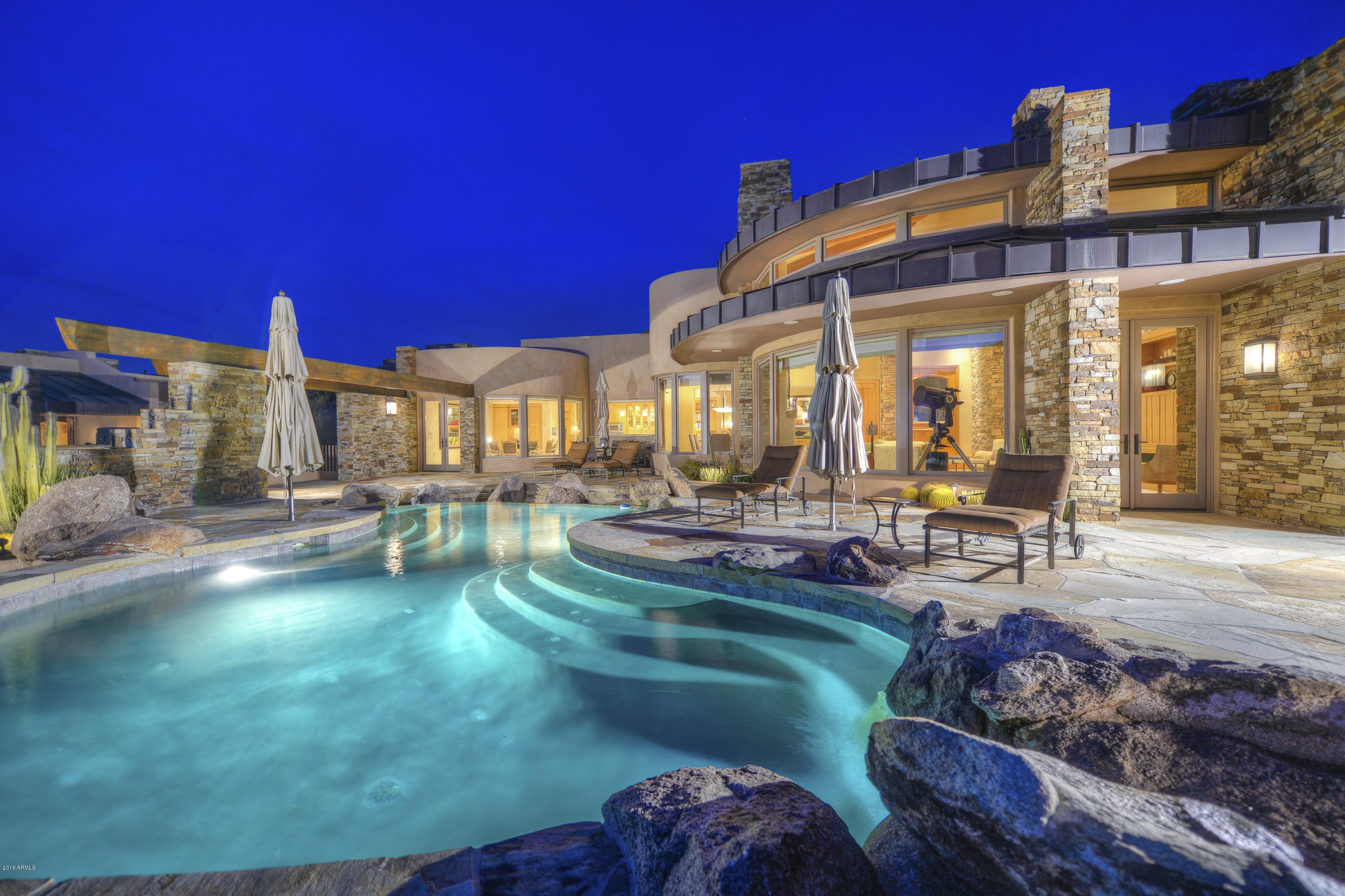 ESTANCIA - Residential