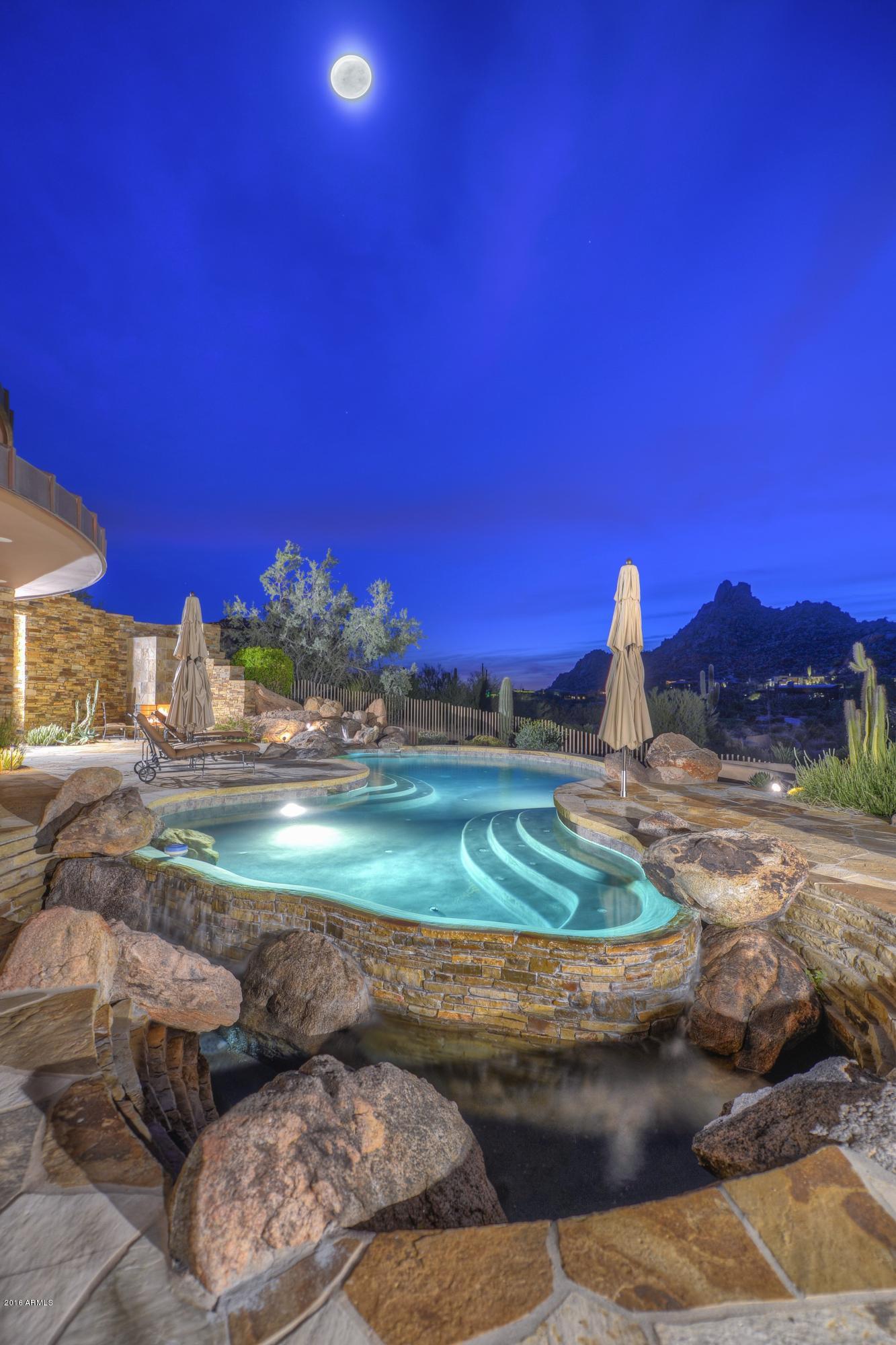 ESTANCIA - Residential
