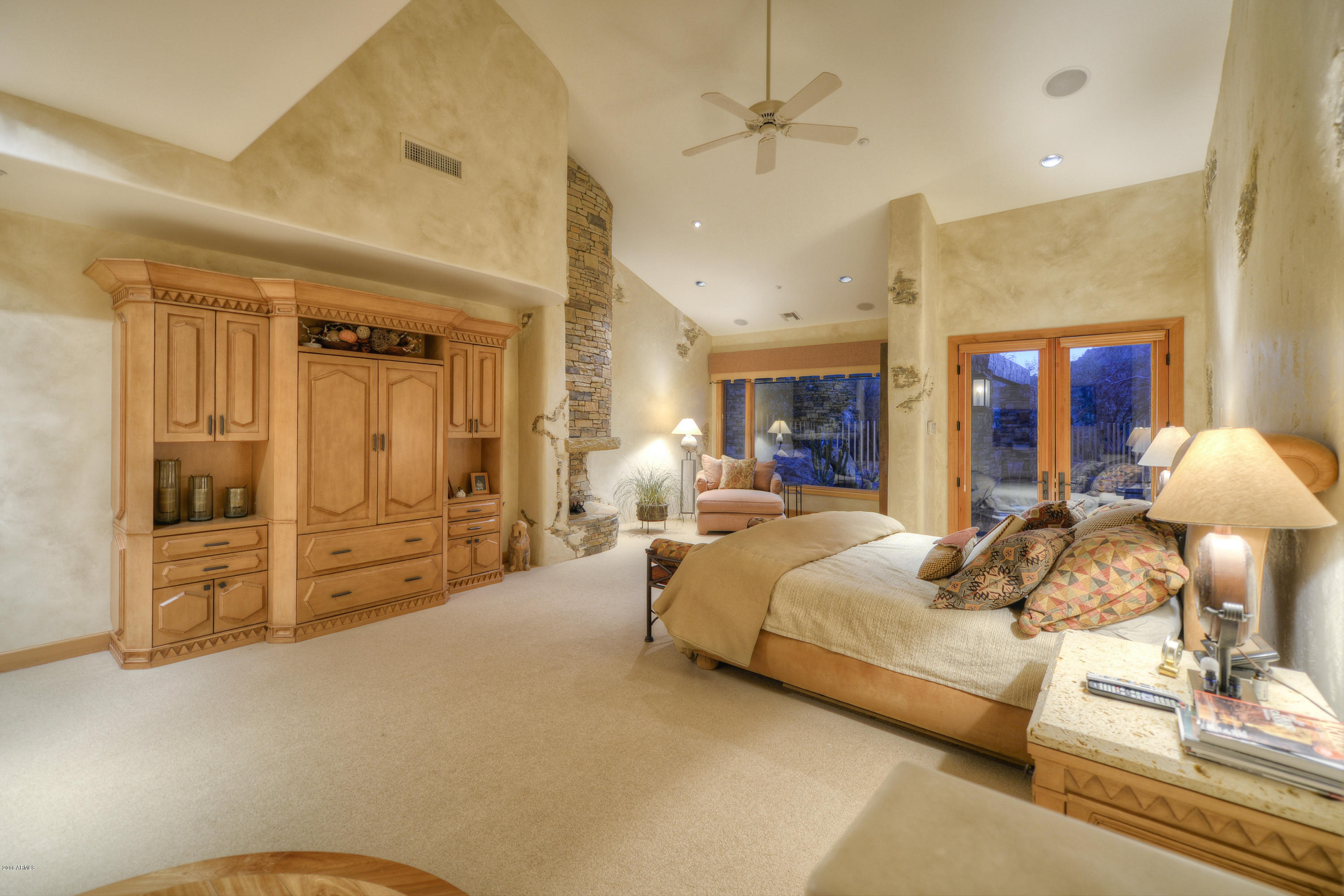ESTANCIA - Residential