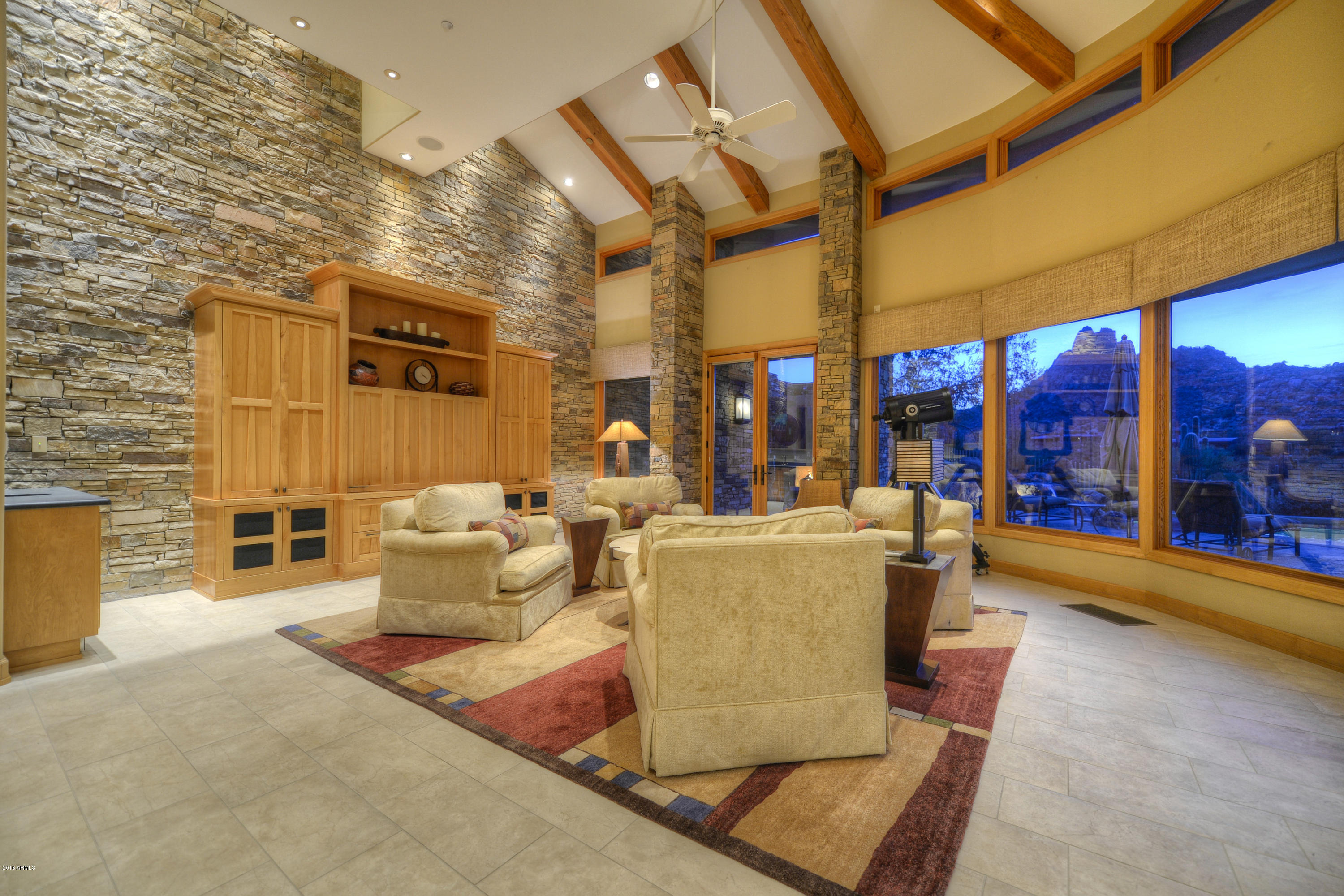 ESTANCIA - Residential