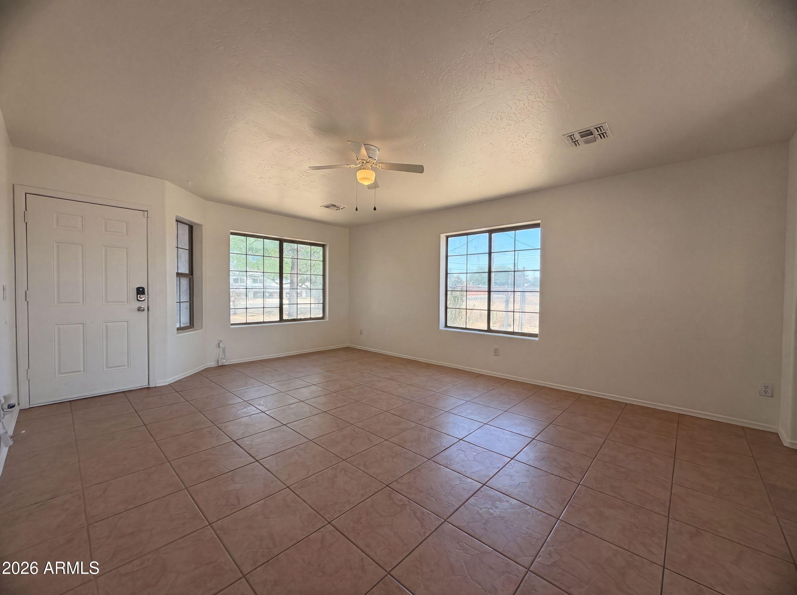 VALLEY OF THE SUN ESTATES UNIT ONE - Residential