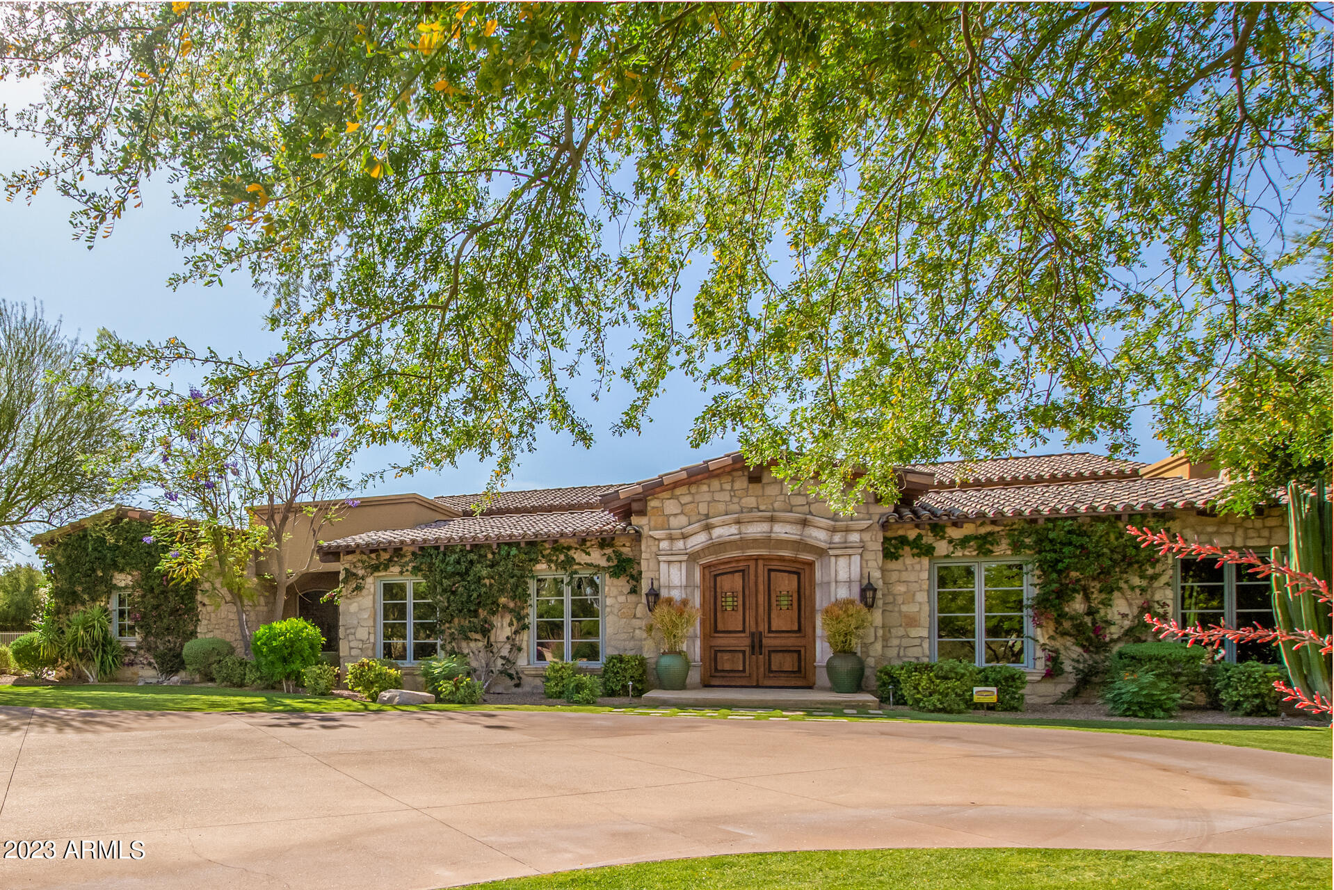 CAMELBACK COUNTRY CLUB ESTATES - Residential