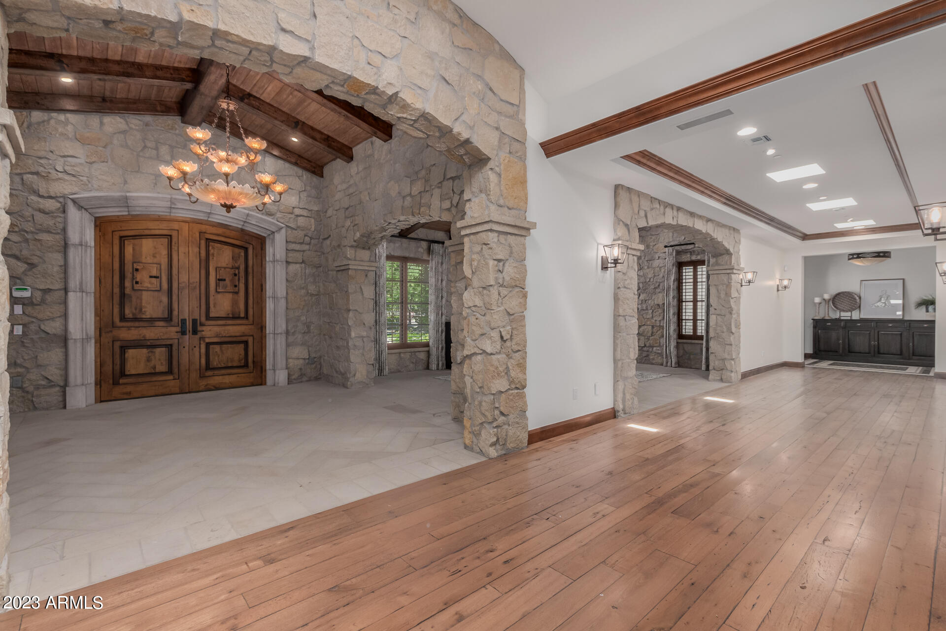 CAMELBACK COUNTRY CLUB ESTATES - Residential