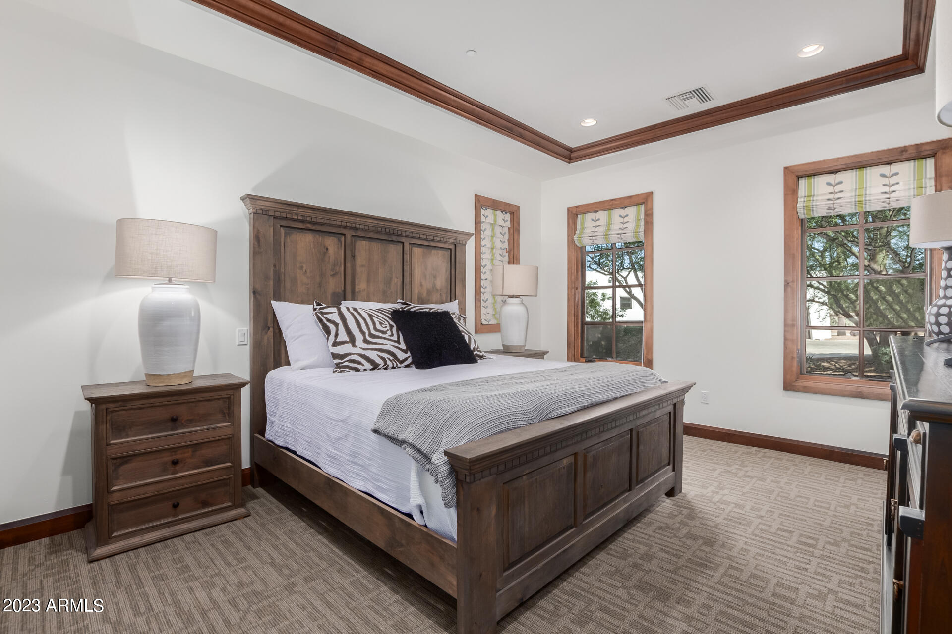 CAMELBACK COUNTRY CLUB ESTATES - Residential