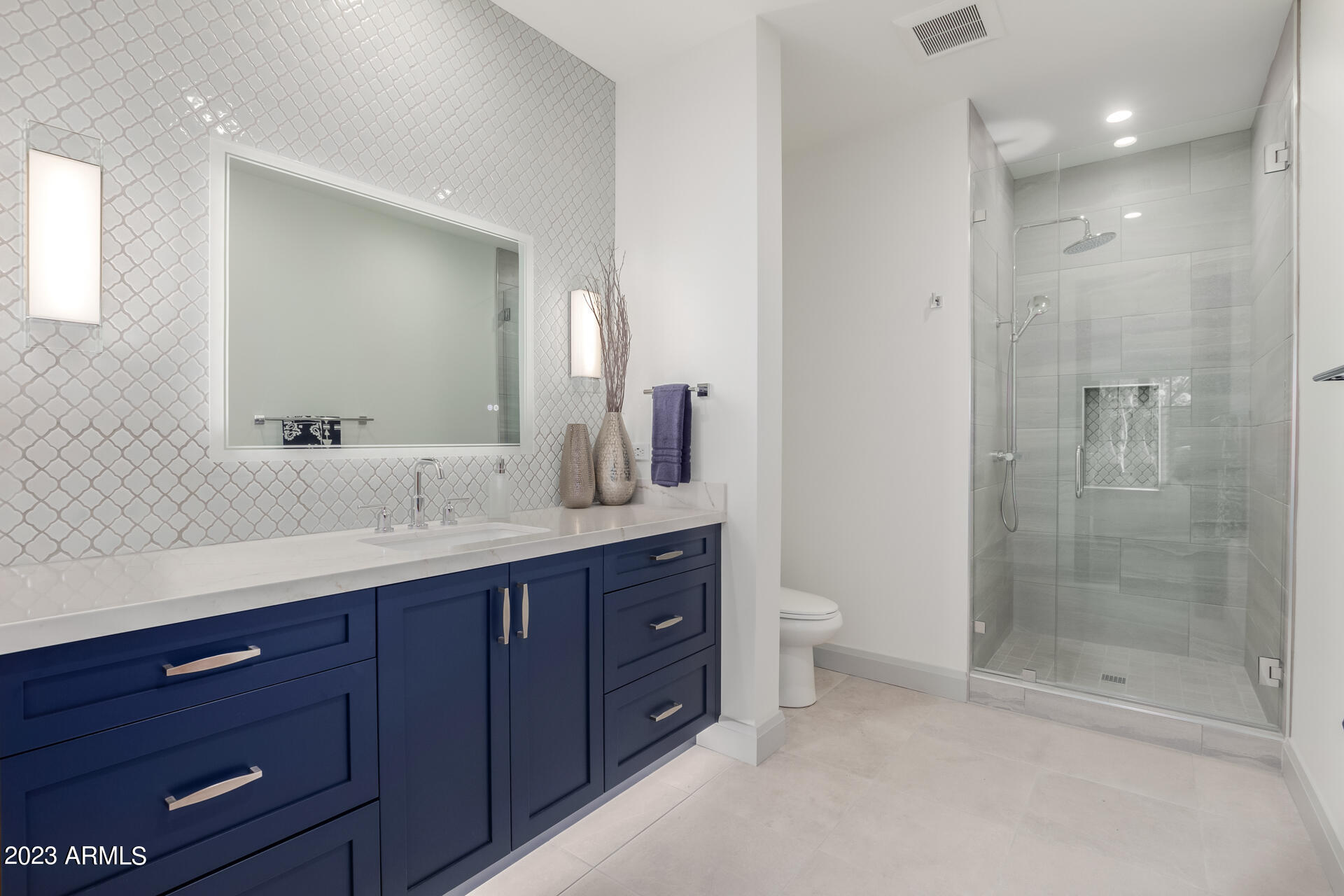 CAMELBACK COUNTRY CLUB ESTATES - Residential