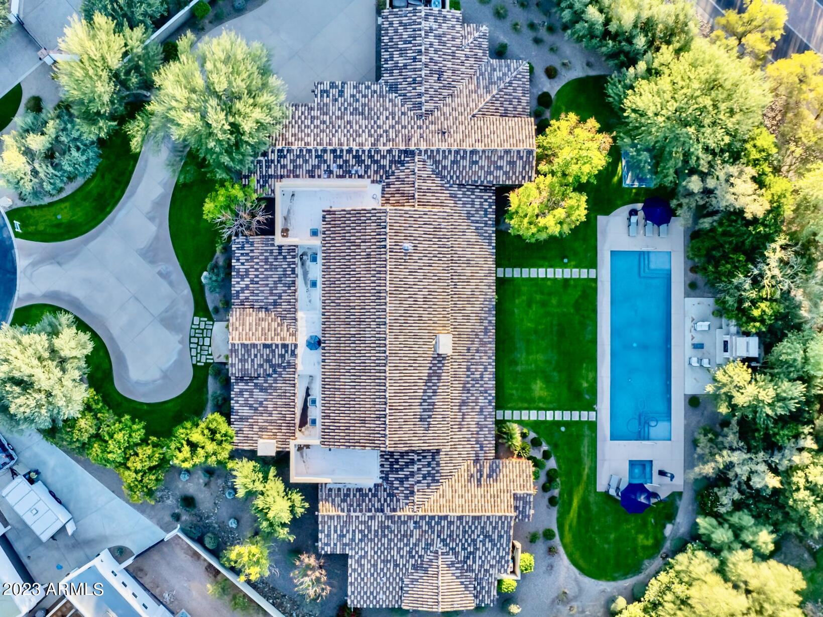 CAMELBACK COUNTRY CLUB ESTATES - Residential
