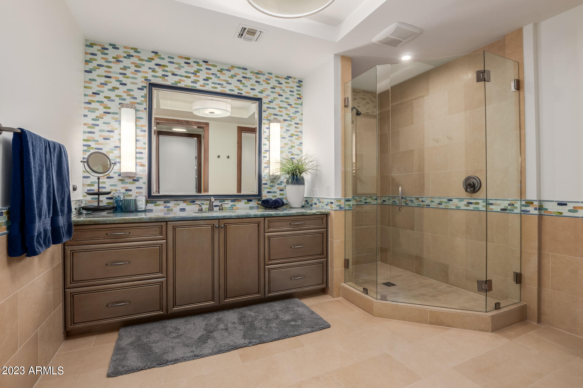 CAMELBACK COUNTRY CLUB ESTATES - Residential