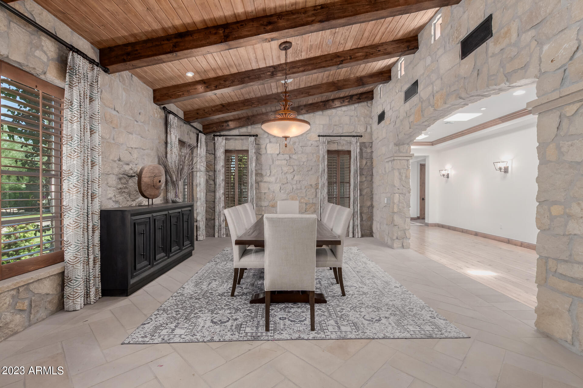 CAMELBACK COUNTRY CLUB ESTATES - Residential