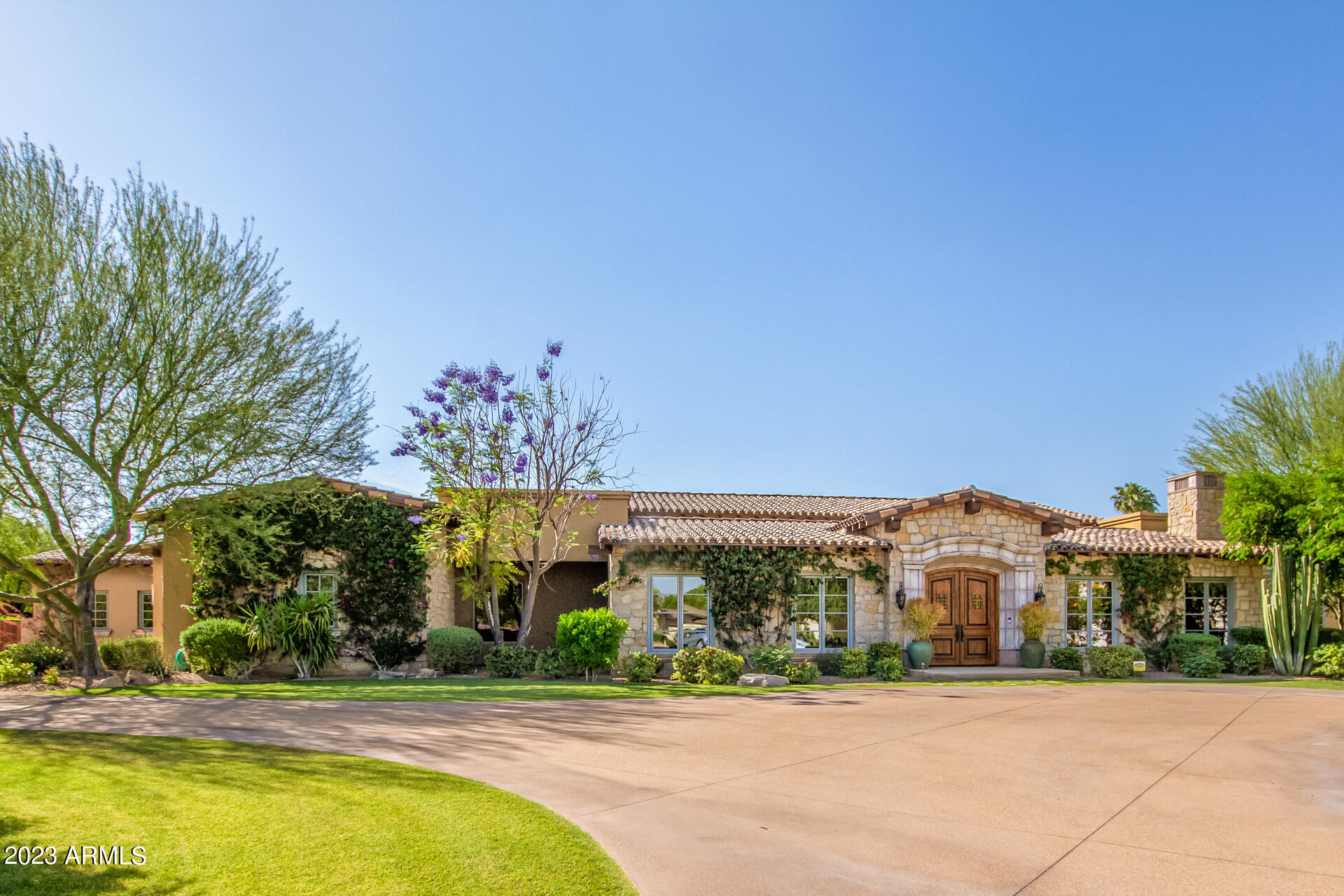 CAMELBACK COUNTRY CLUB ESTATES - Residential