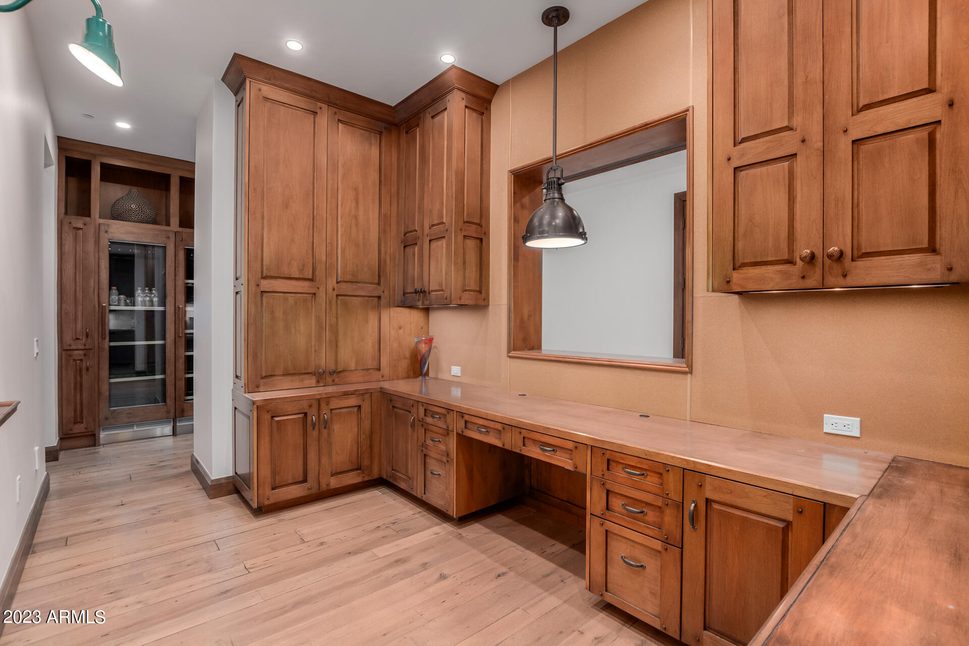 CAMELBACK COUNTRY CLUB ESTATES - Residential