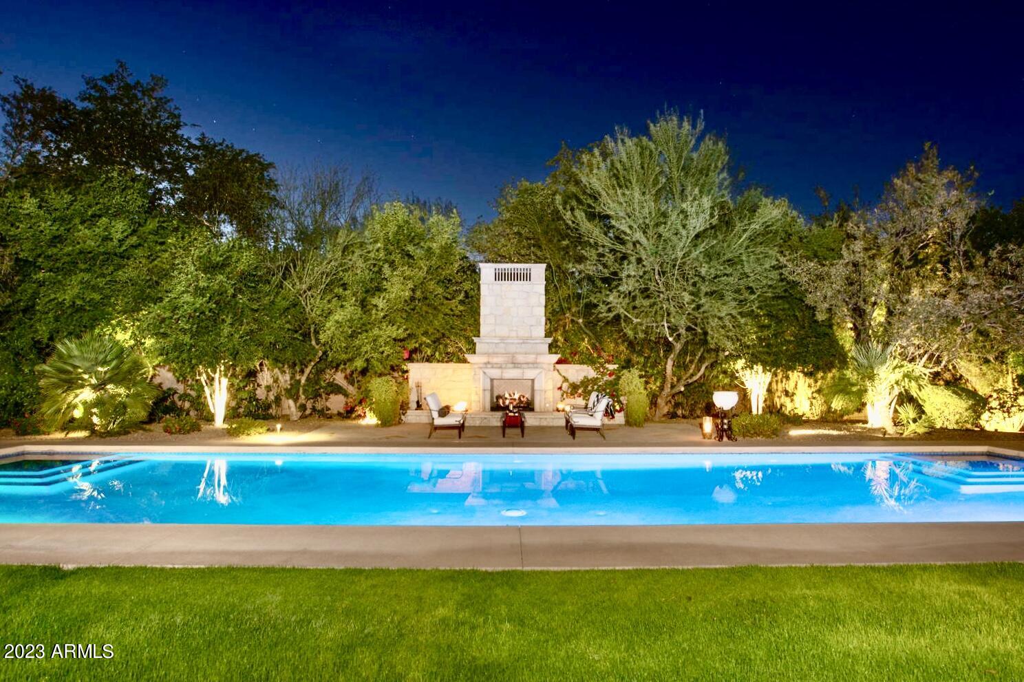 CAMELBACK COUNTRY CLUB ESTATES - Residential