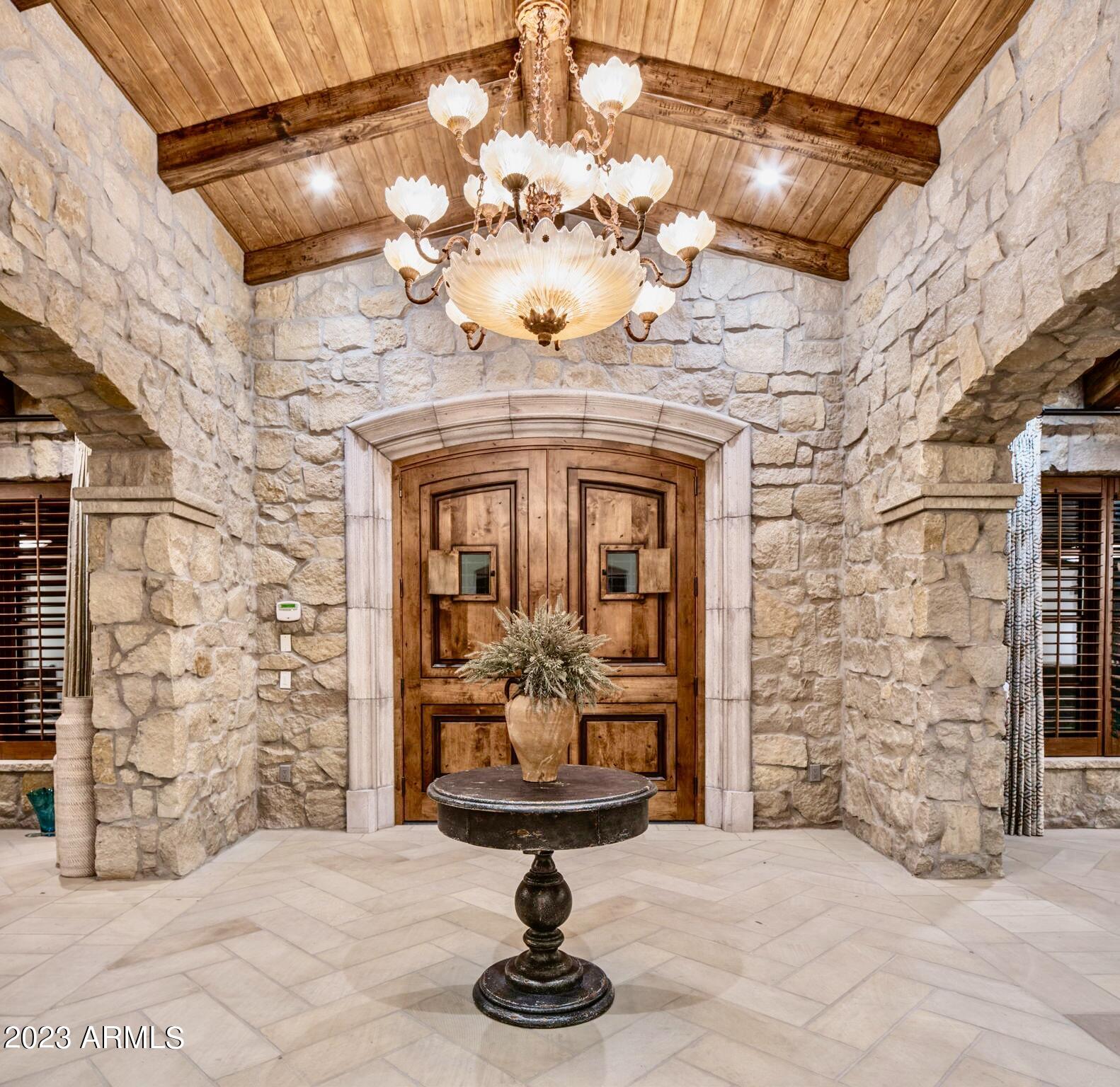 CAMELBACK COUNTRY CLUB ESTATES - Residential