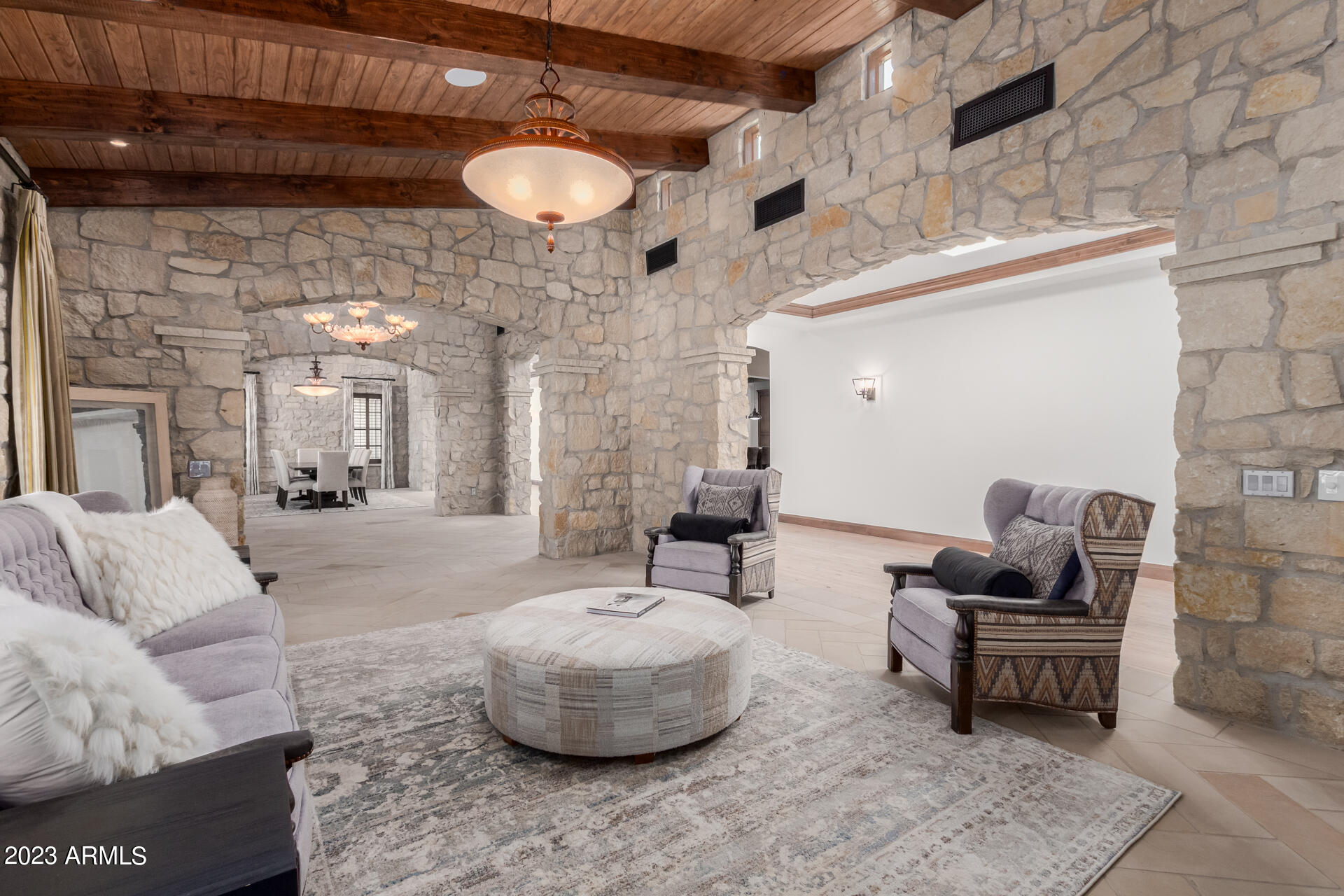 CAMELBACK COUNTRY CLUB ESTATES - Residential