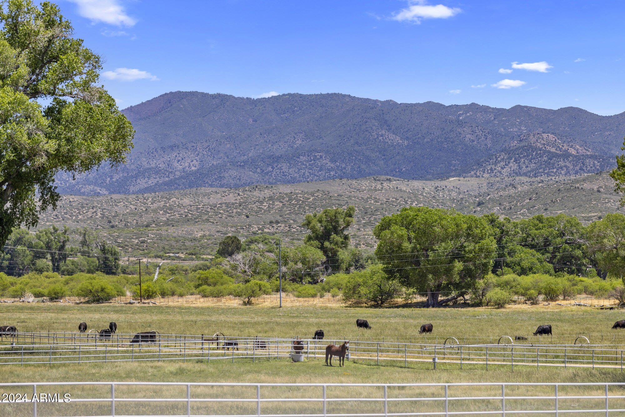 Four Cross Ranch - Residential