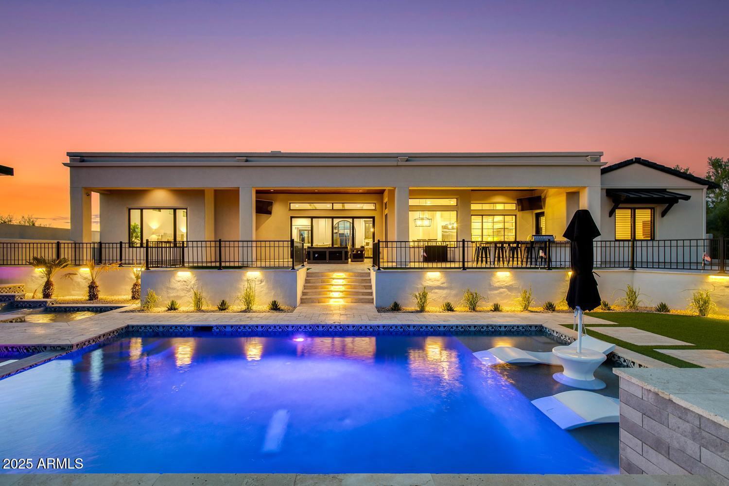 PINNACLE PEAK PLACE - Residential