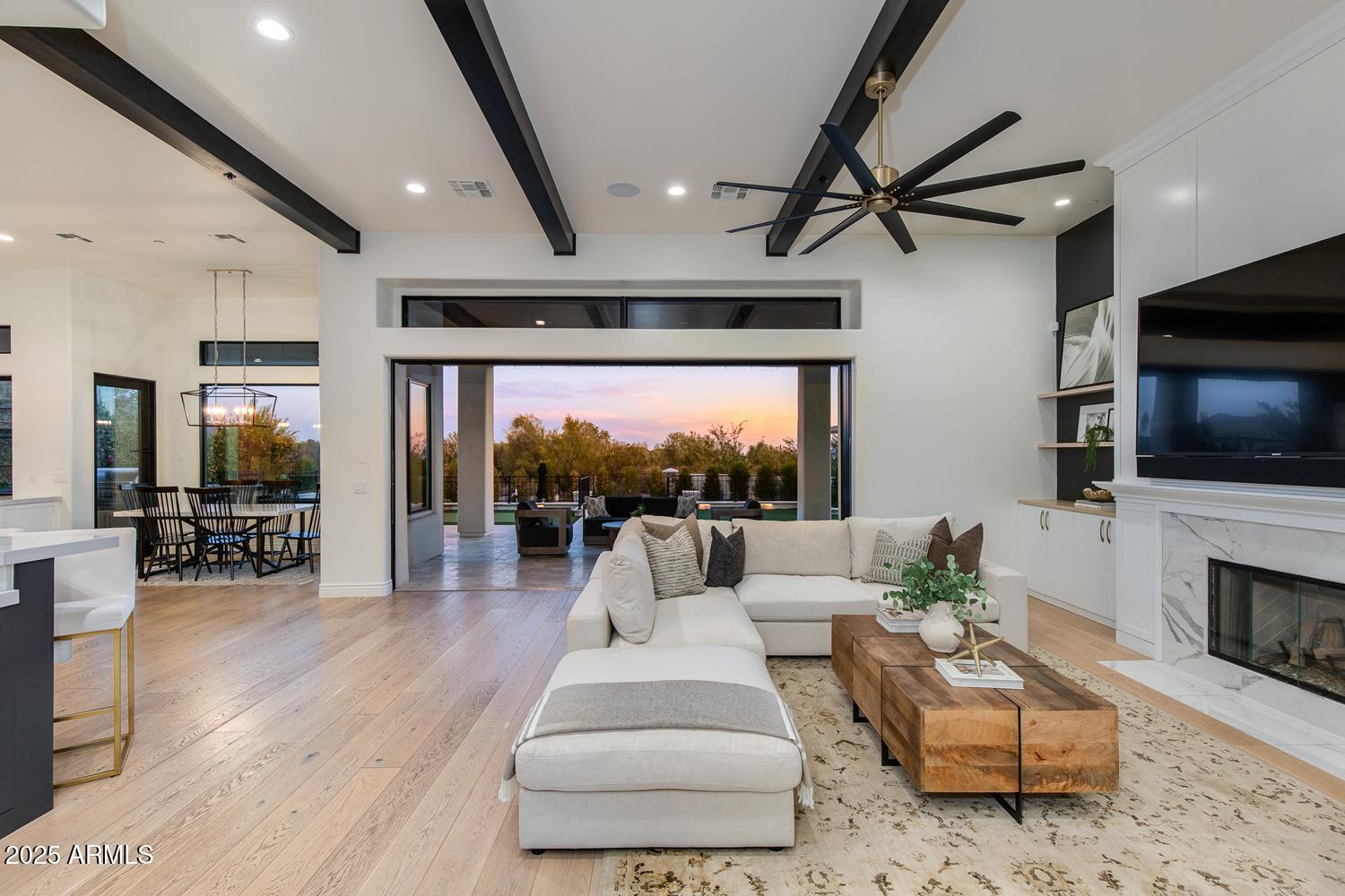 PINNACLE PEAK PLACE - Residential