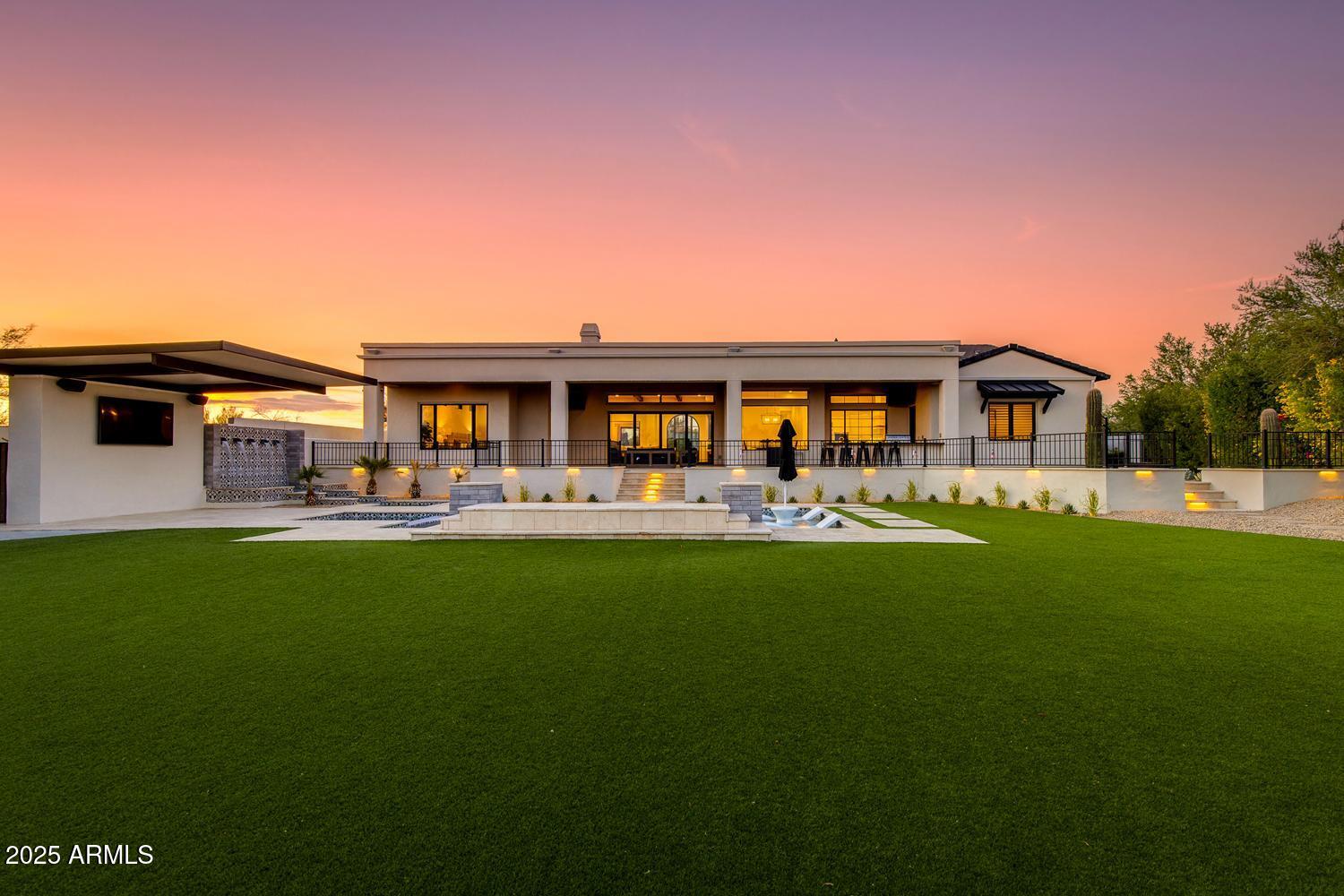 PINNACLE PEAK PLACE - Residential