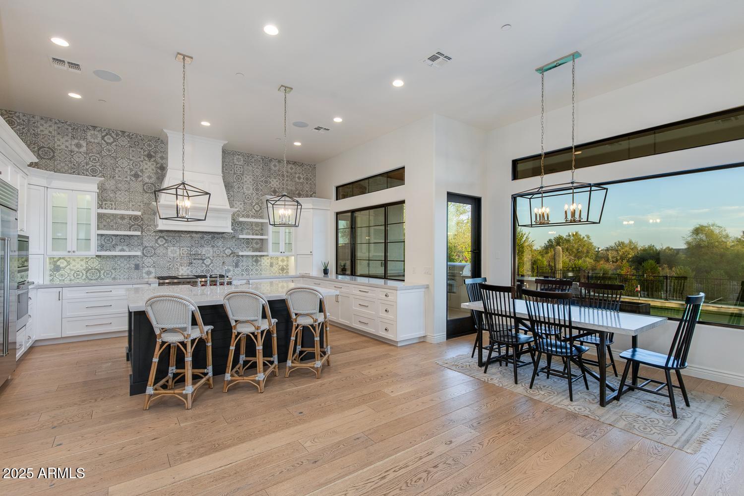 PINNACLE PEAK PLACE - Residential