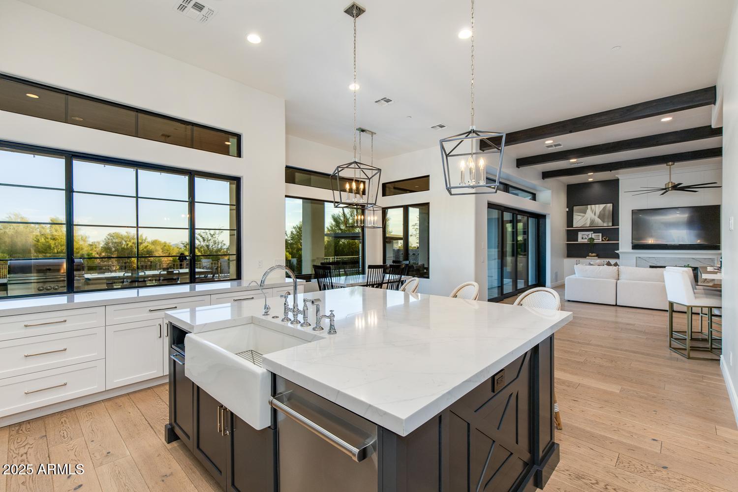 PINNACLE PEAK PLACE - Residential