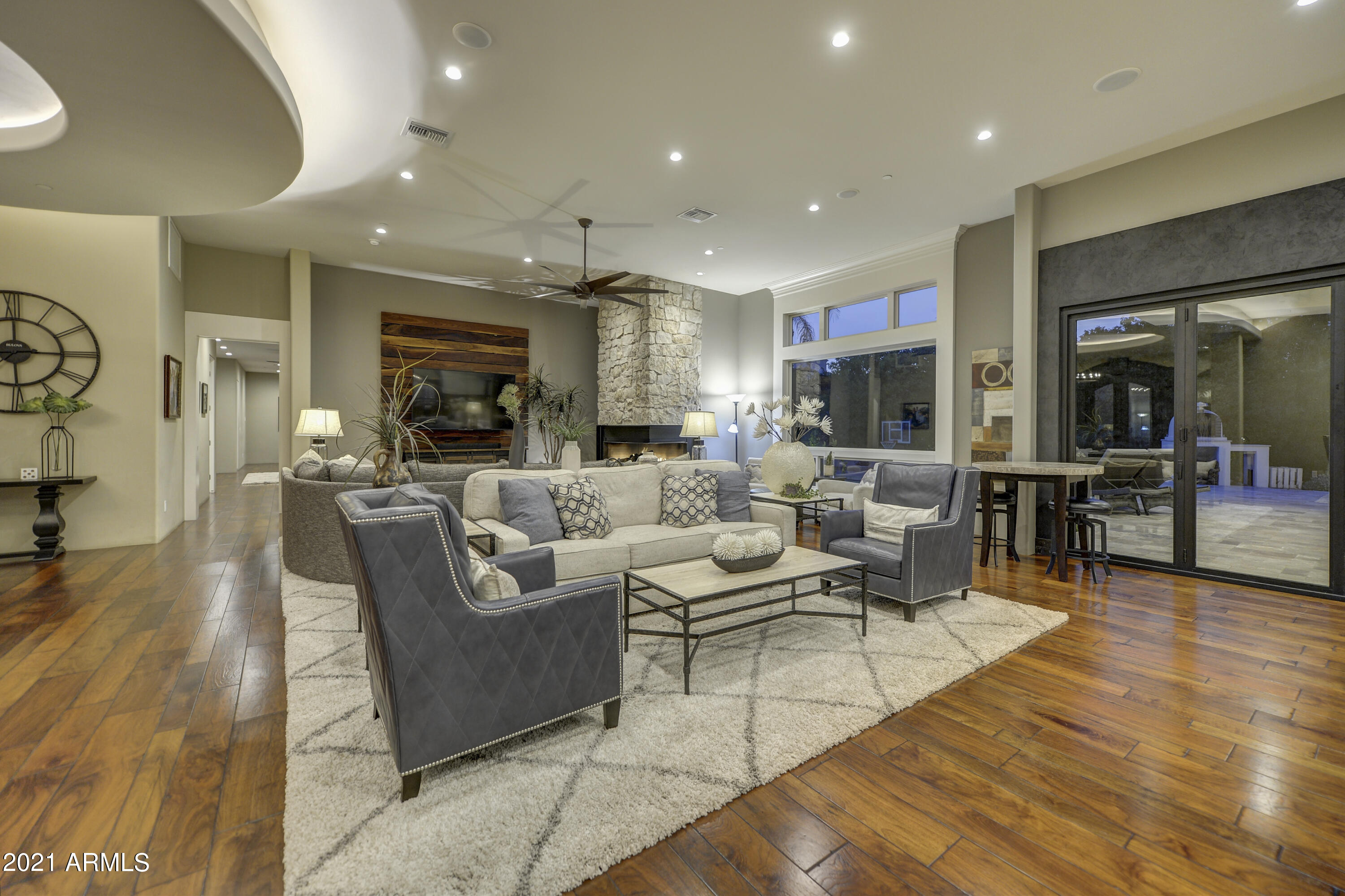 MOCKINGBIRD LANE ESTATES 6 - Residential