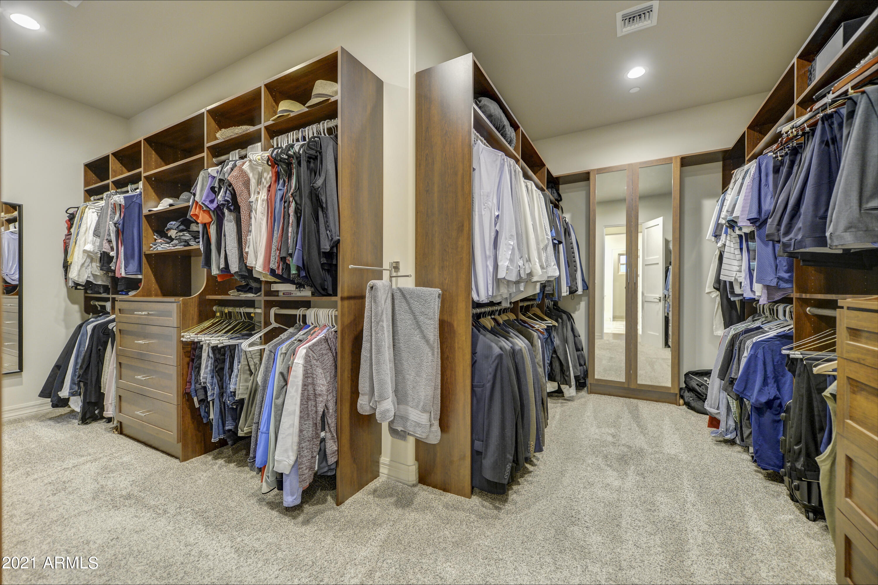 MOCKINGBIRD LANE ESTATES 6 - Residential