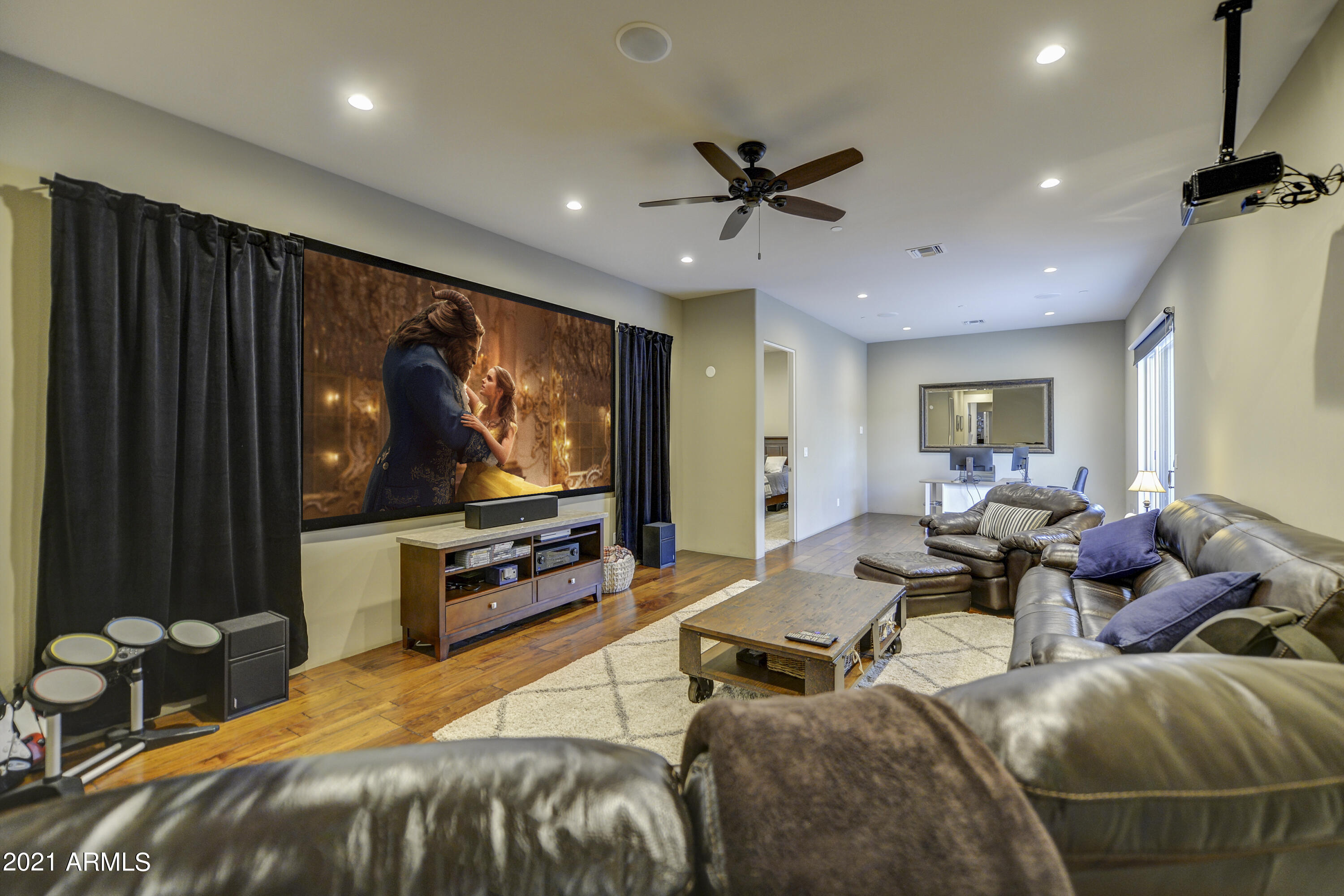MOCKINGBIRD LANE ESTATES 6 - Residential
