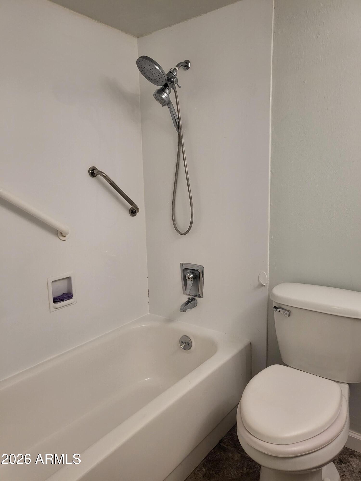 SCOTTSDALE EAST HOMES - Residential