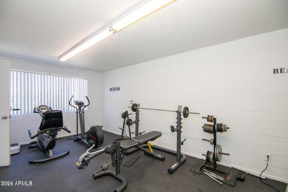 SCOTTSDALE EAST HOMES - Residential