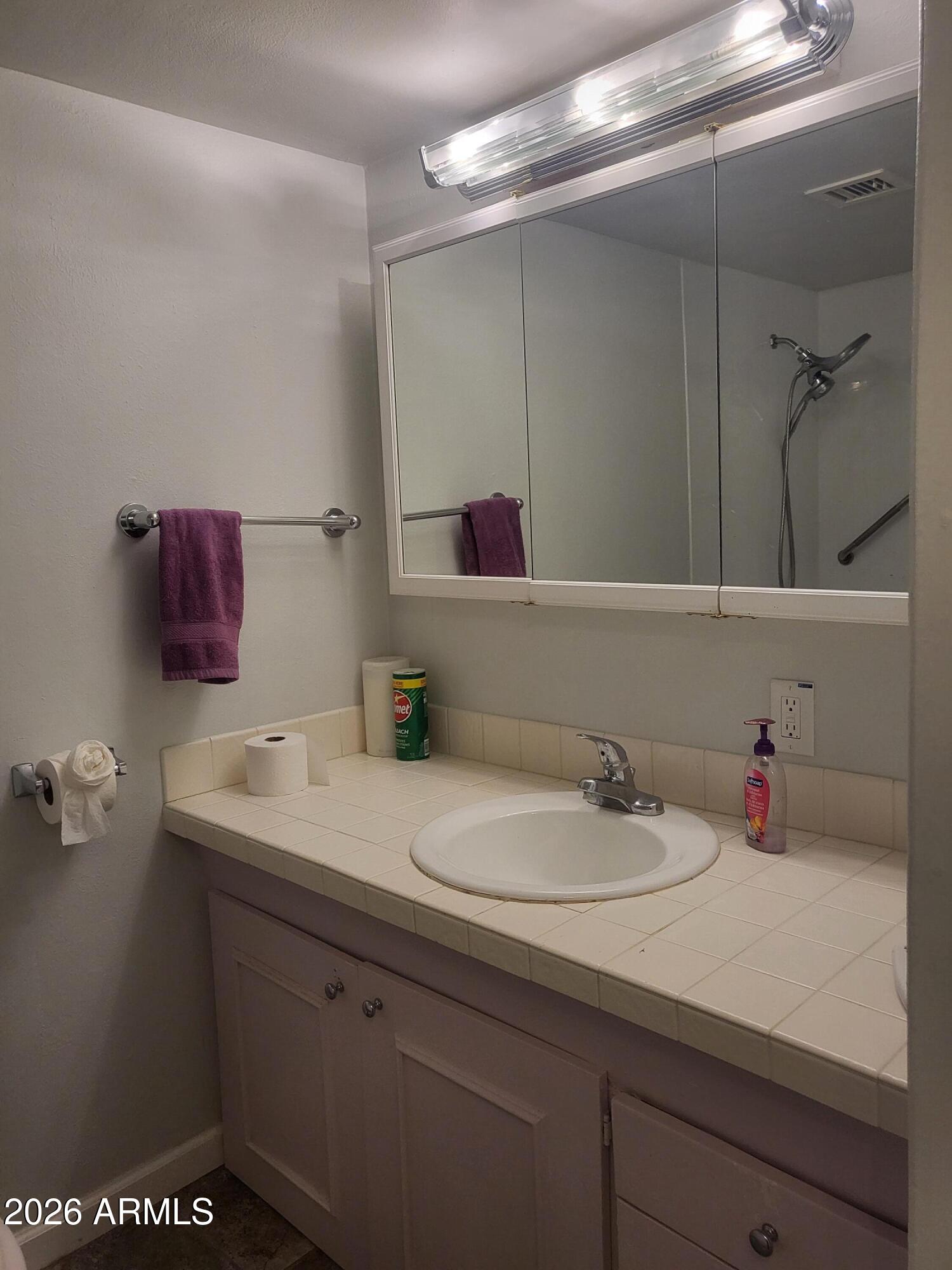 SCOTTSDALE EAST HOMES - Residential