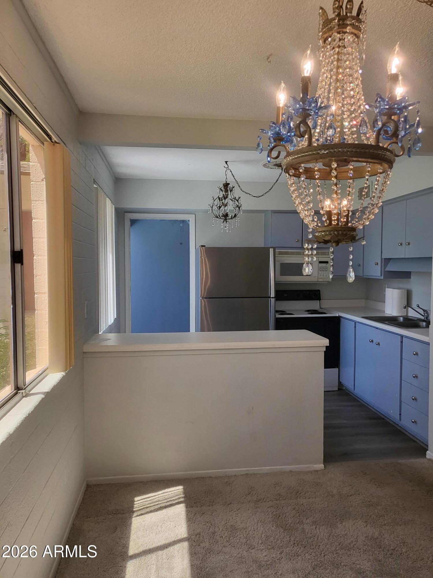 SCOTTSDALE EAST HOMES - Residential