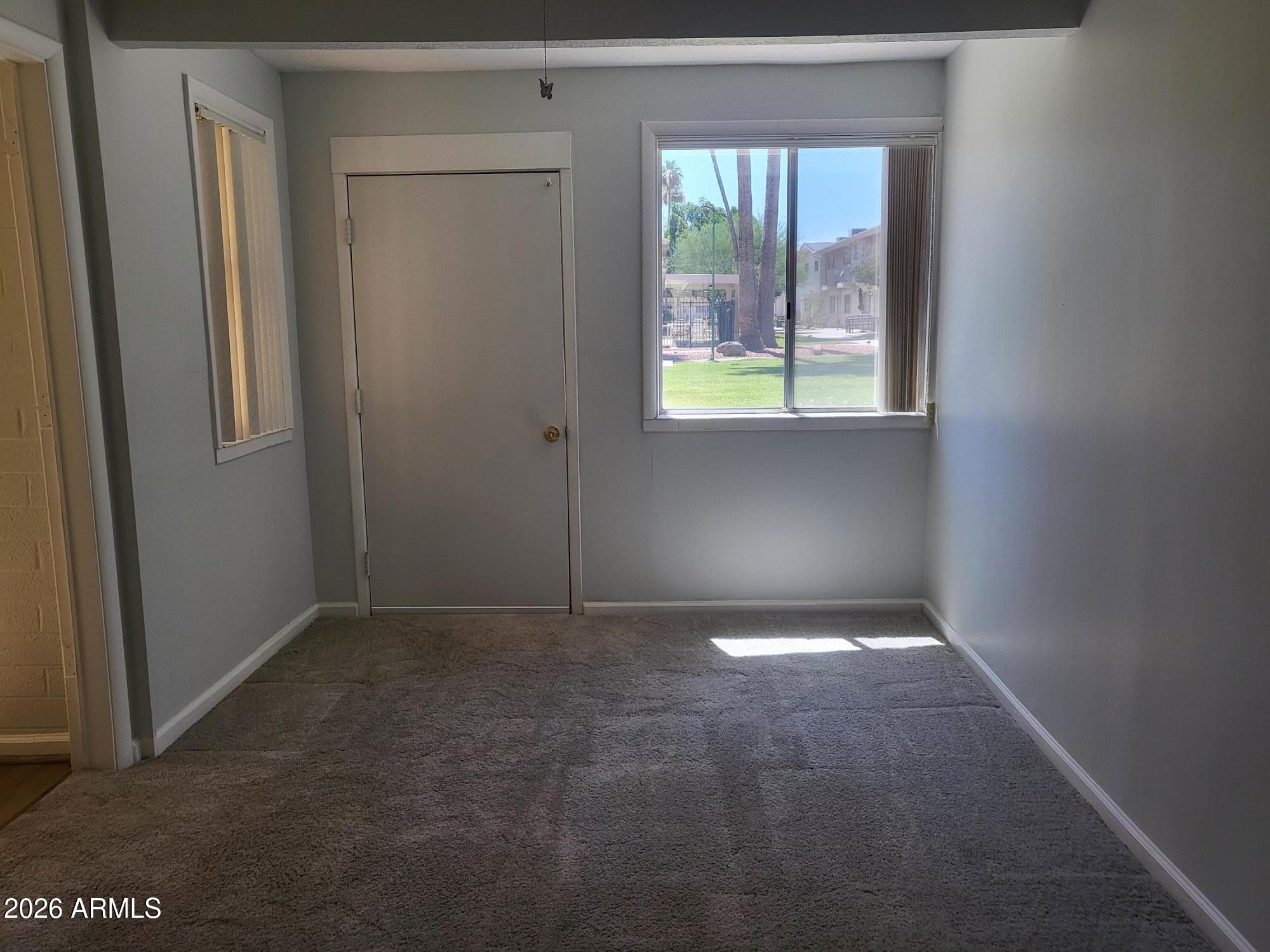 SCOTTSDALE EAST HOMES - Residential