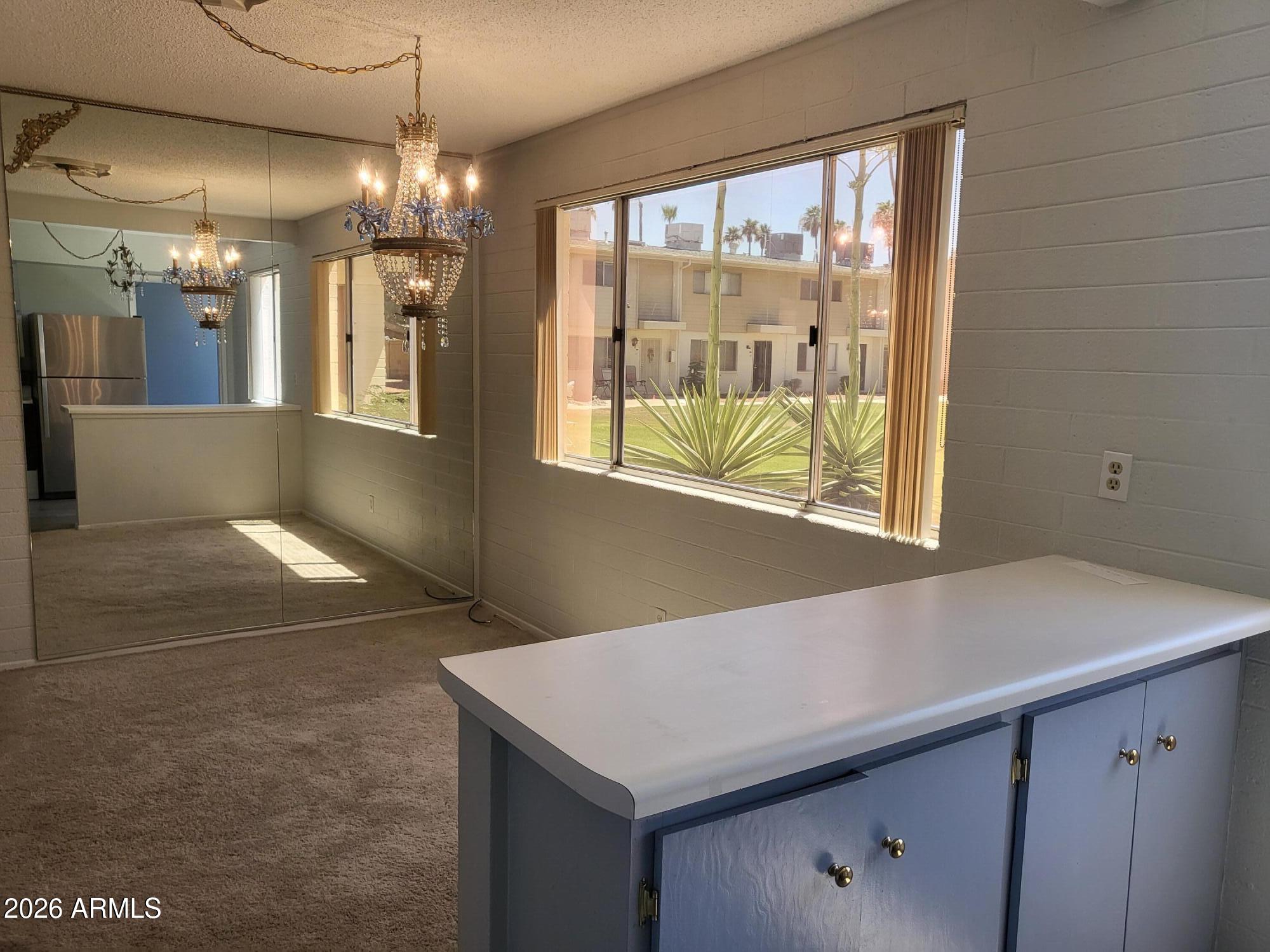 SCOTTSDALE EAST HOMES - Residential