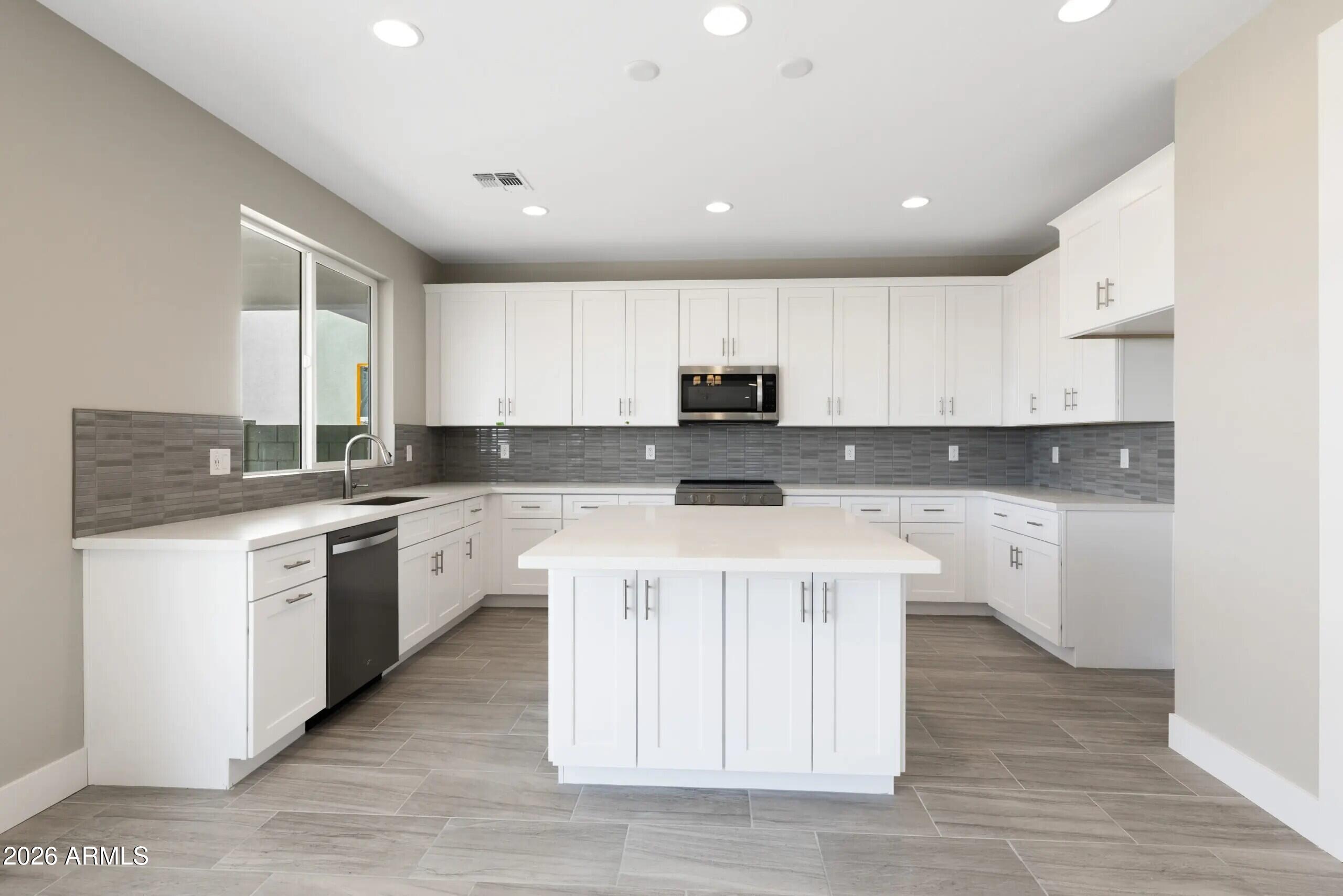 Skyview - ANTELOPE PARK PARCEL B - Residential