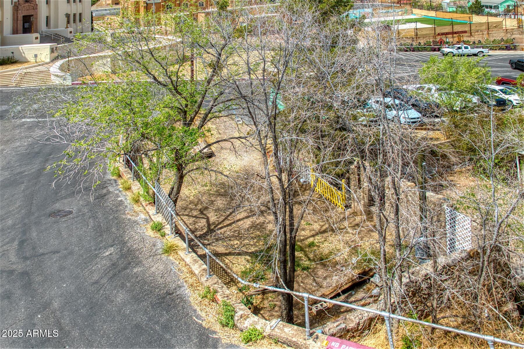 HIGGINS HILL ADDITION - Land