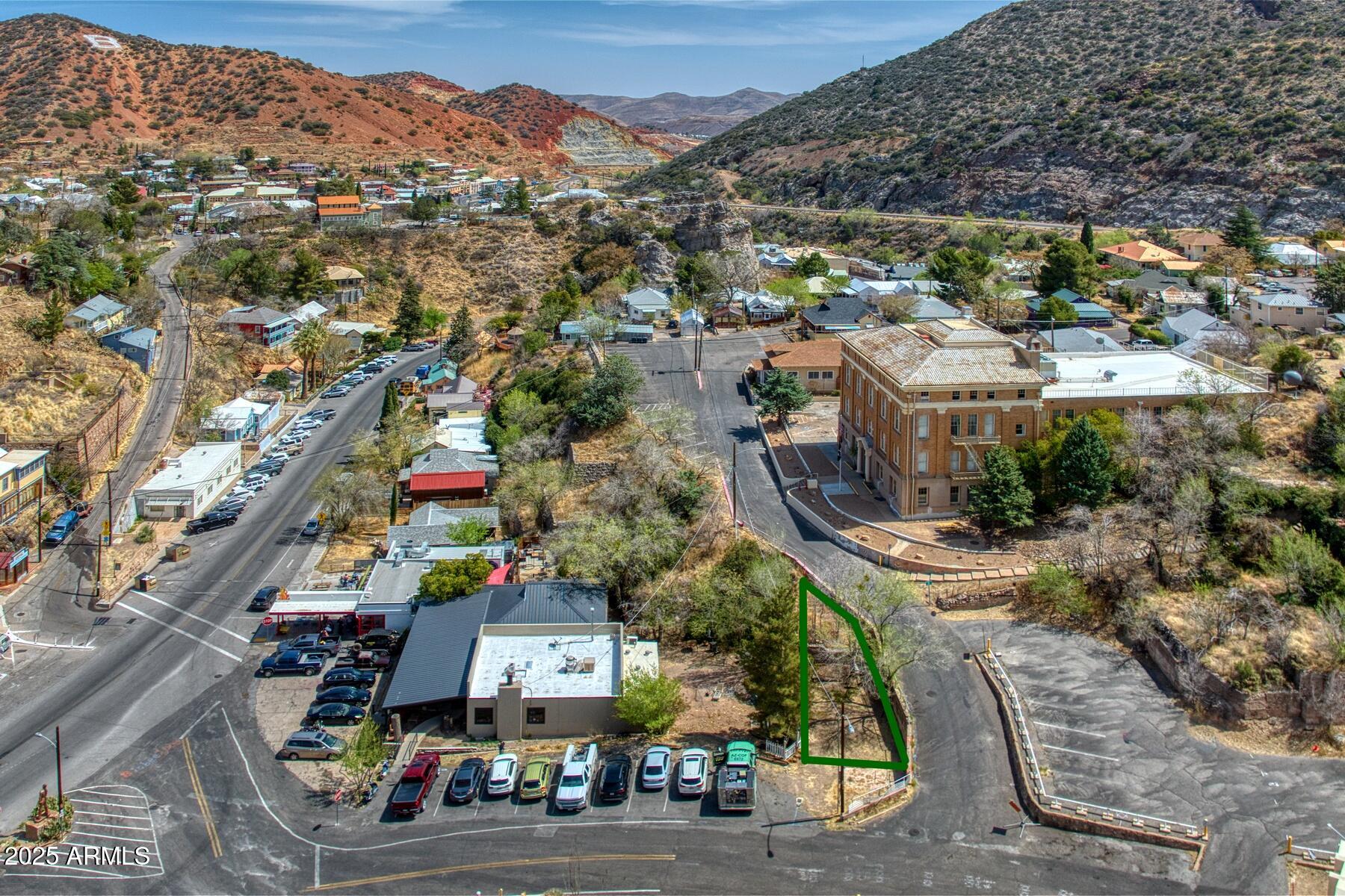 HIGGINS HILL ADDITION - Land