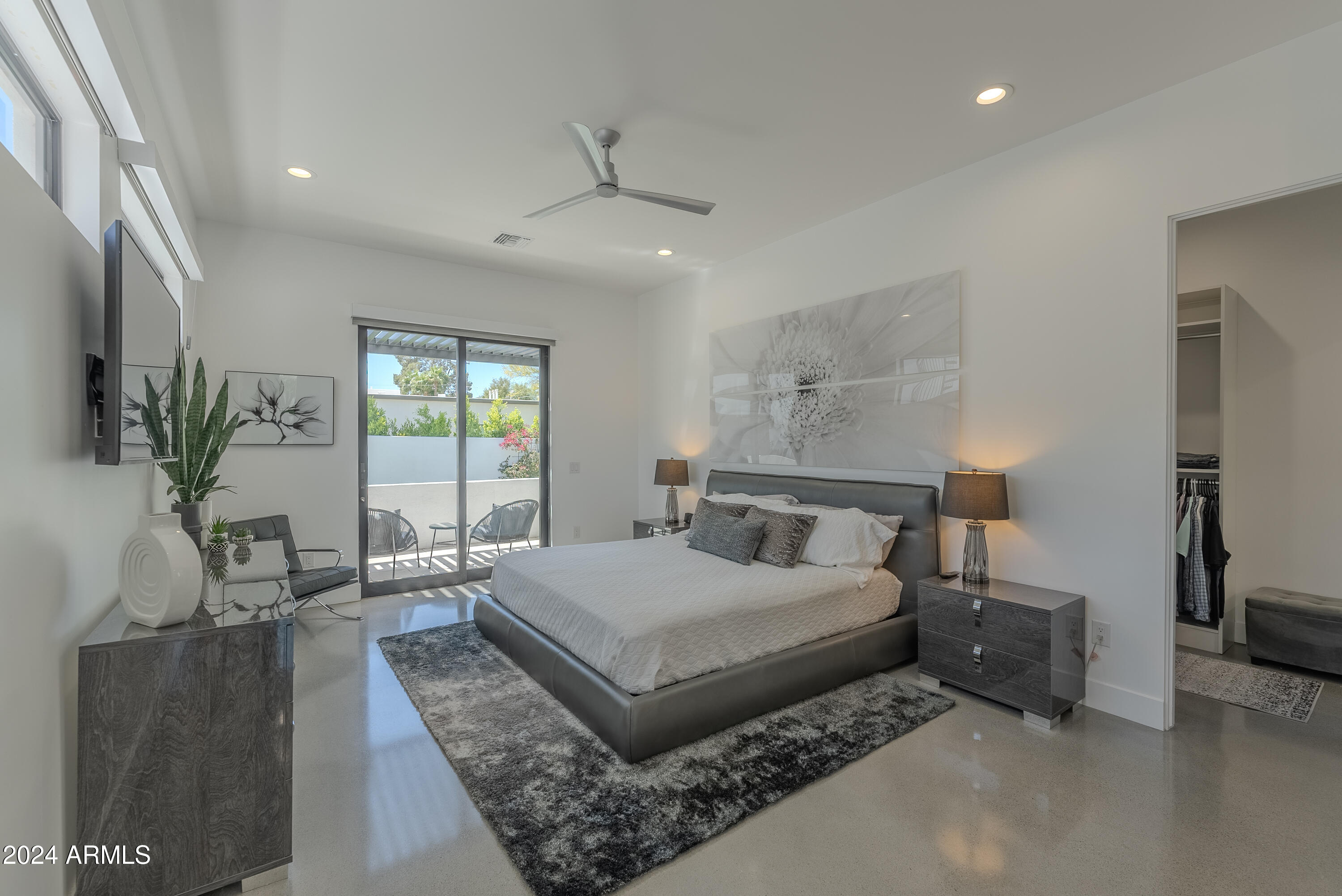 MARION ESTATES REPLATTED 1 LOTS 1-72, TR A - Residential