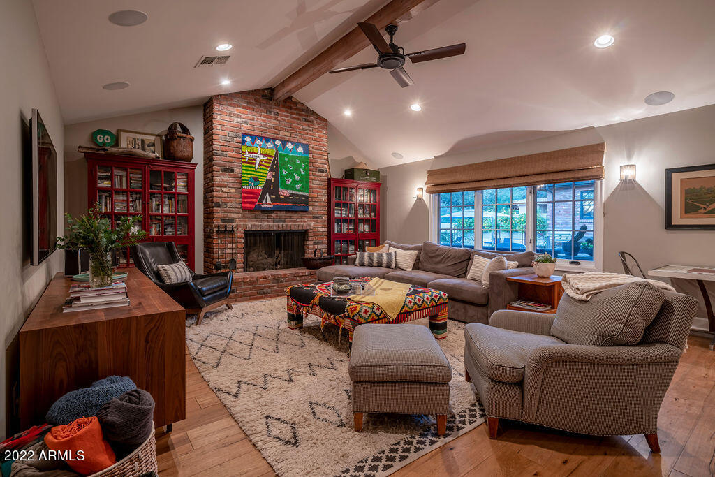 CAMELBACK SIERRA - Residential