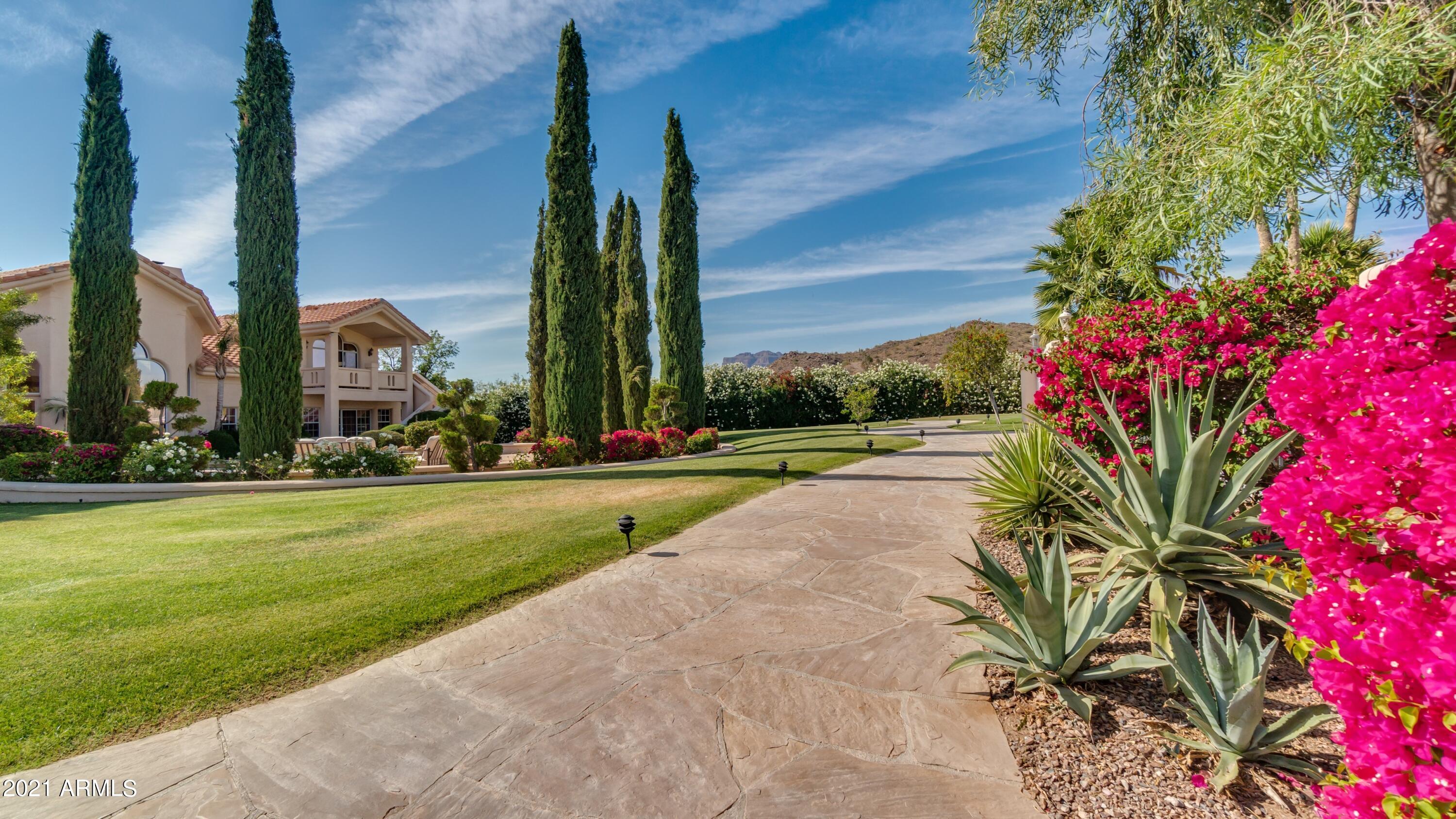 MESA DEL ORO ESTATES UNIT I - Residential