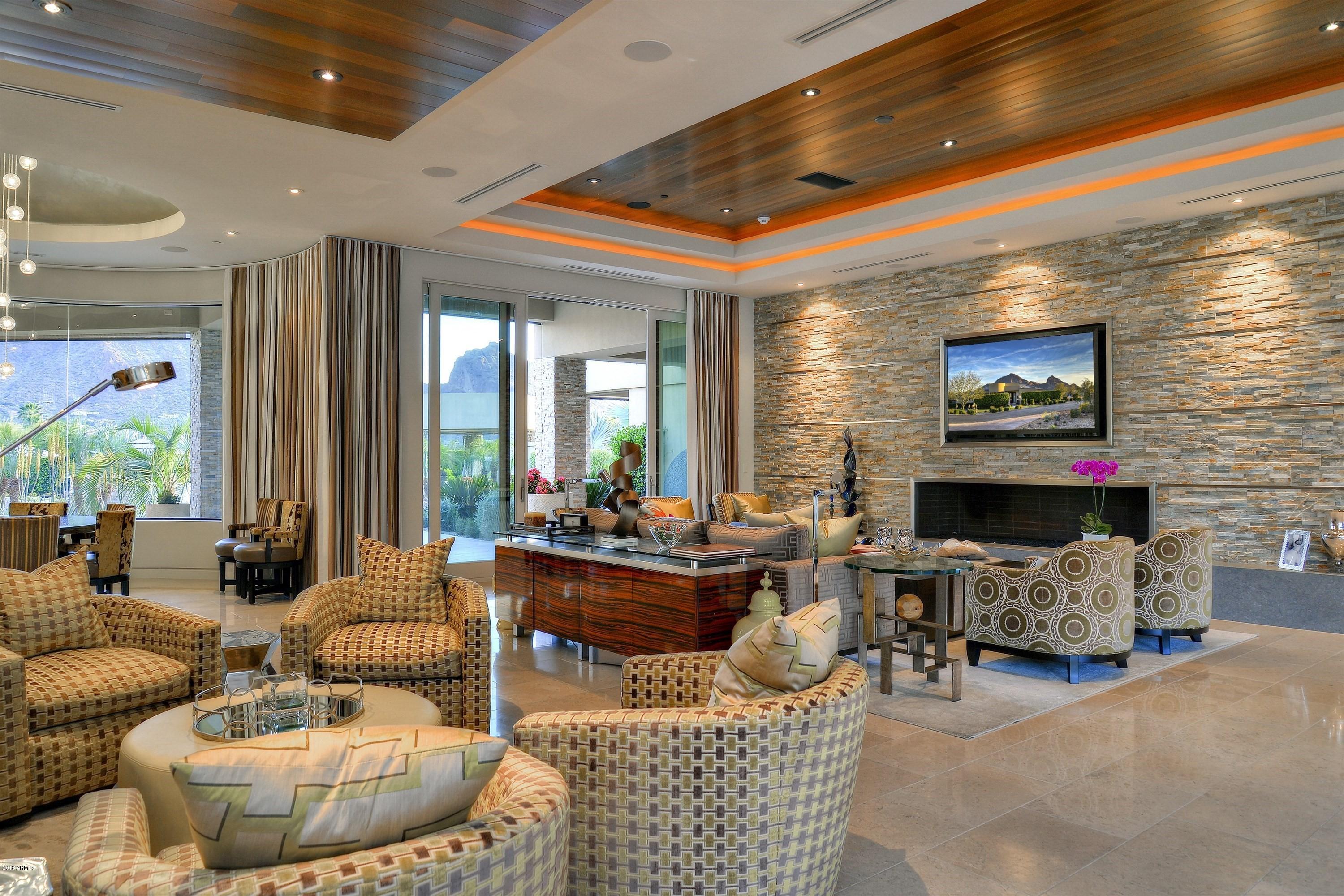 CLUB ESTATES - Residential