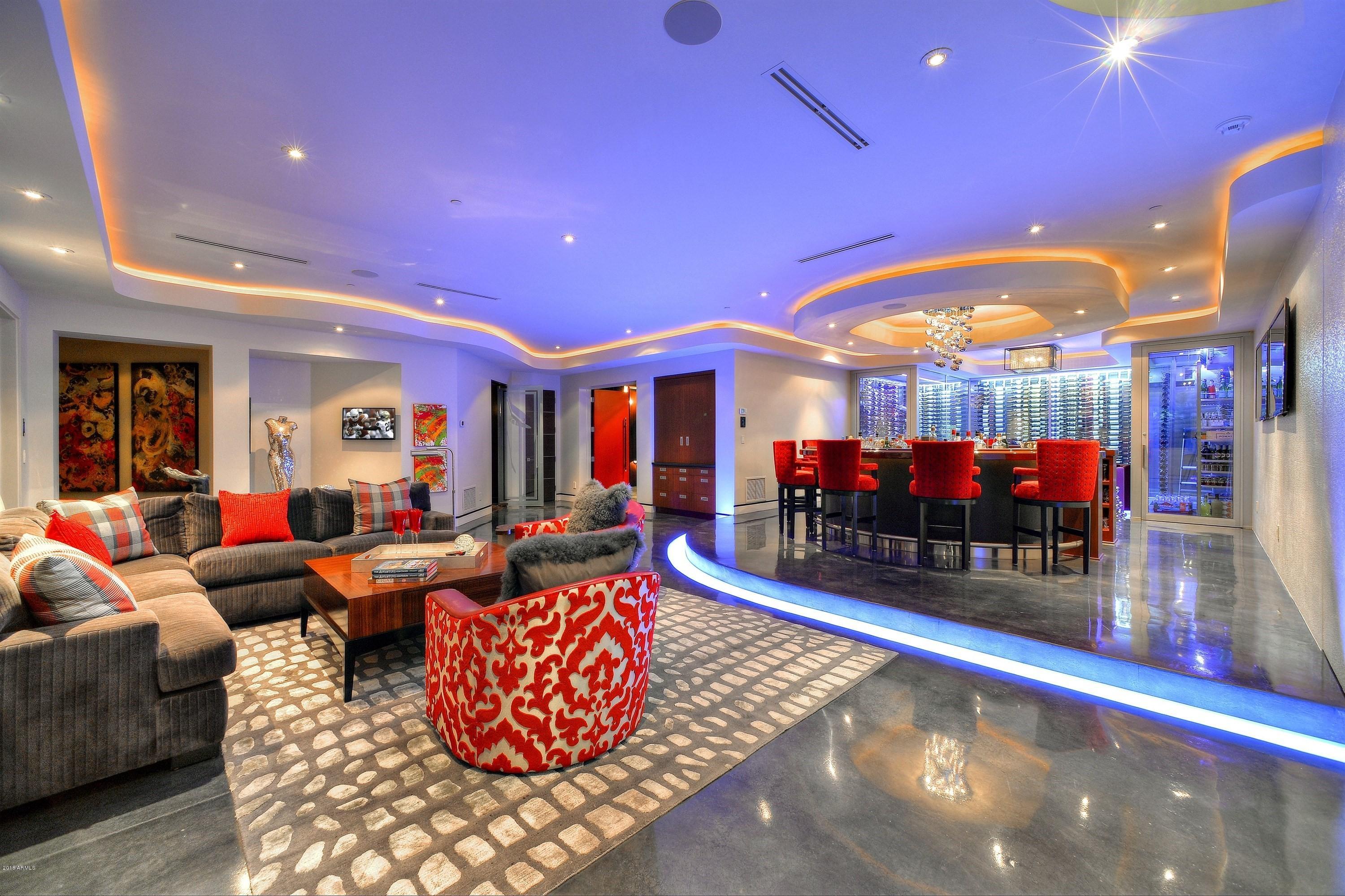 CLUB ESTATES - Residential