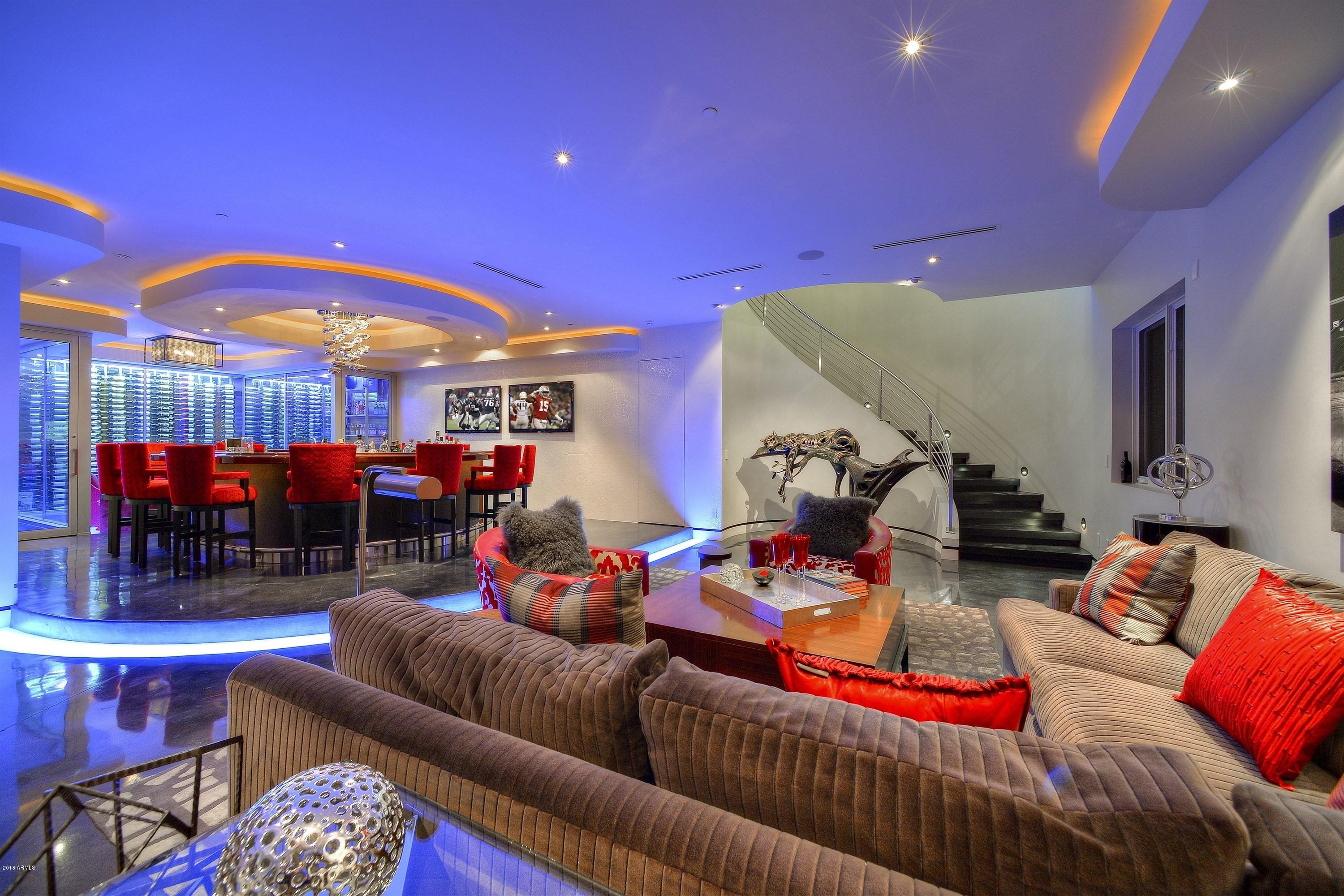 CLUB ESTATES - Residential