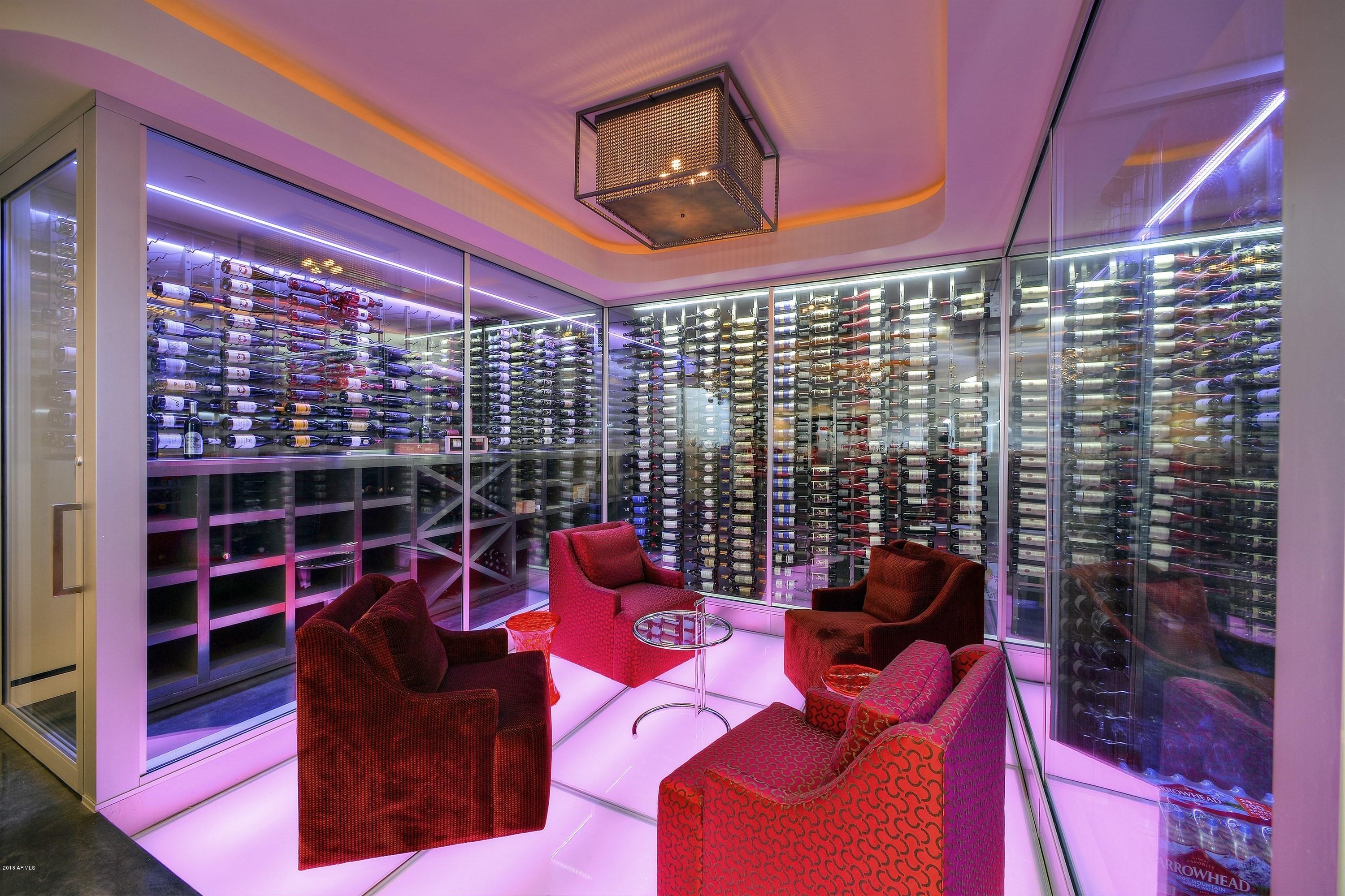 CLUB ESTATES - Residential