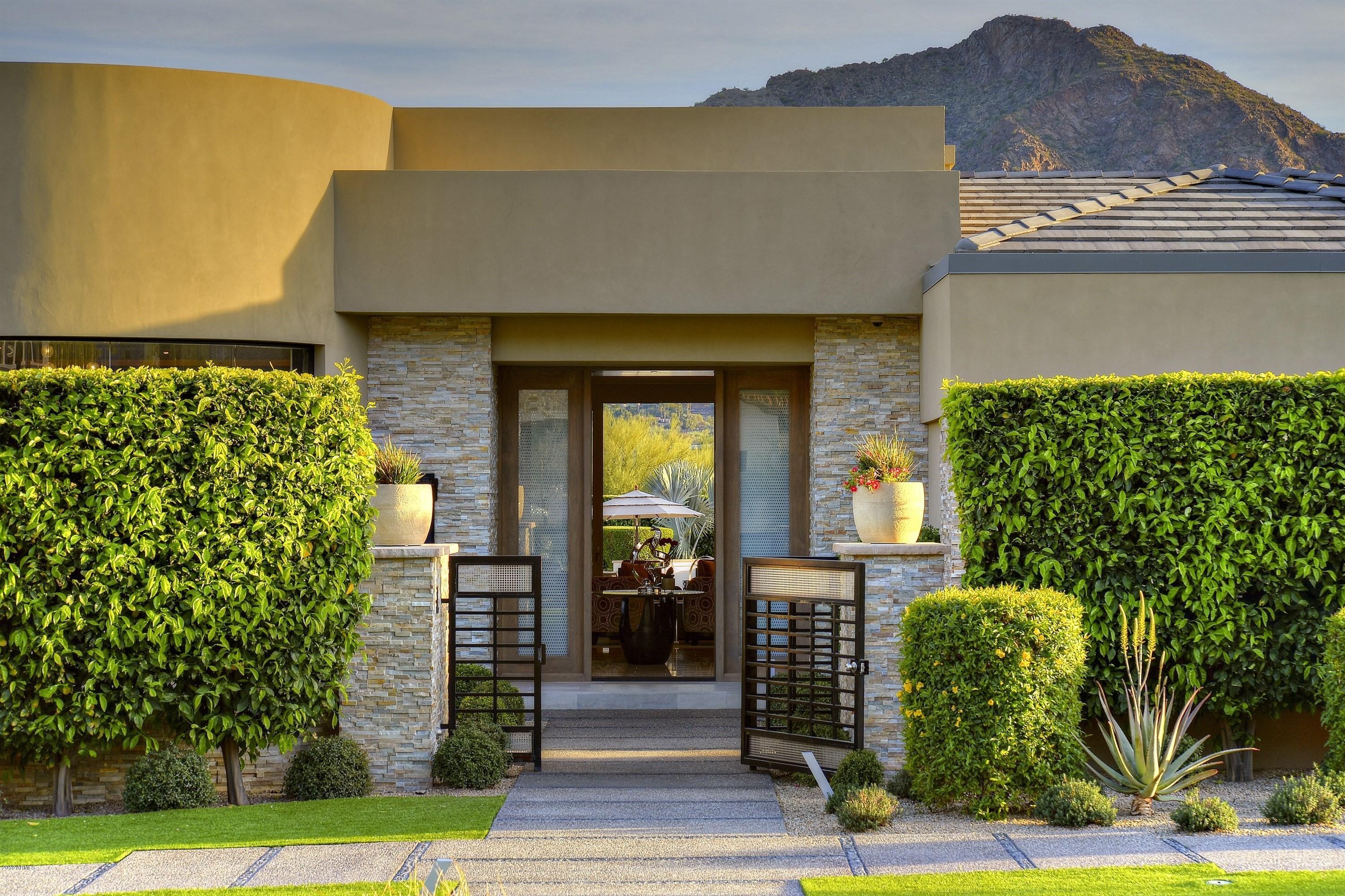 CLUB ESTATES - Residential