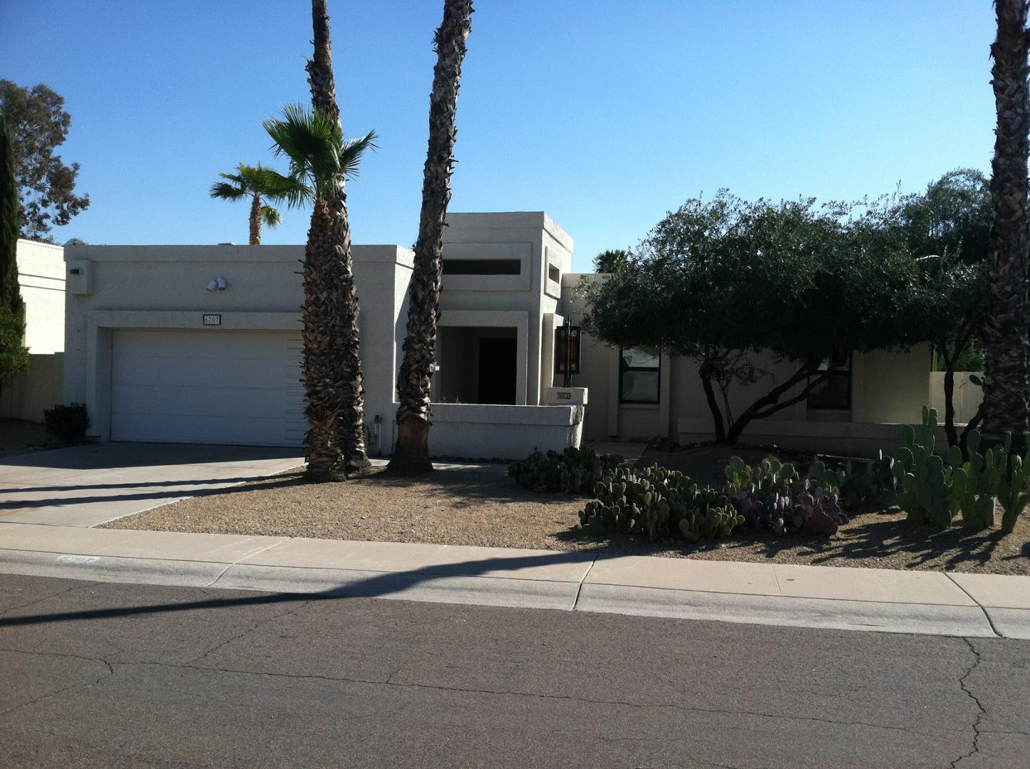 BARCLAY PLACE - Residential Lease