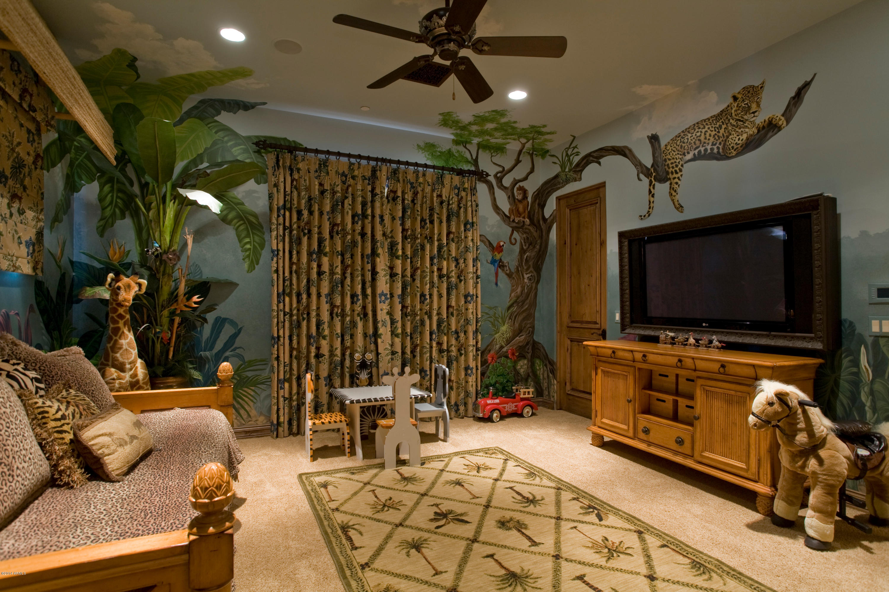 WHISPER ROCK - Residential